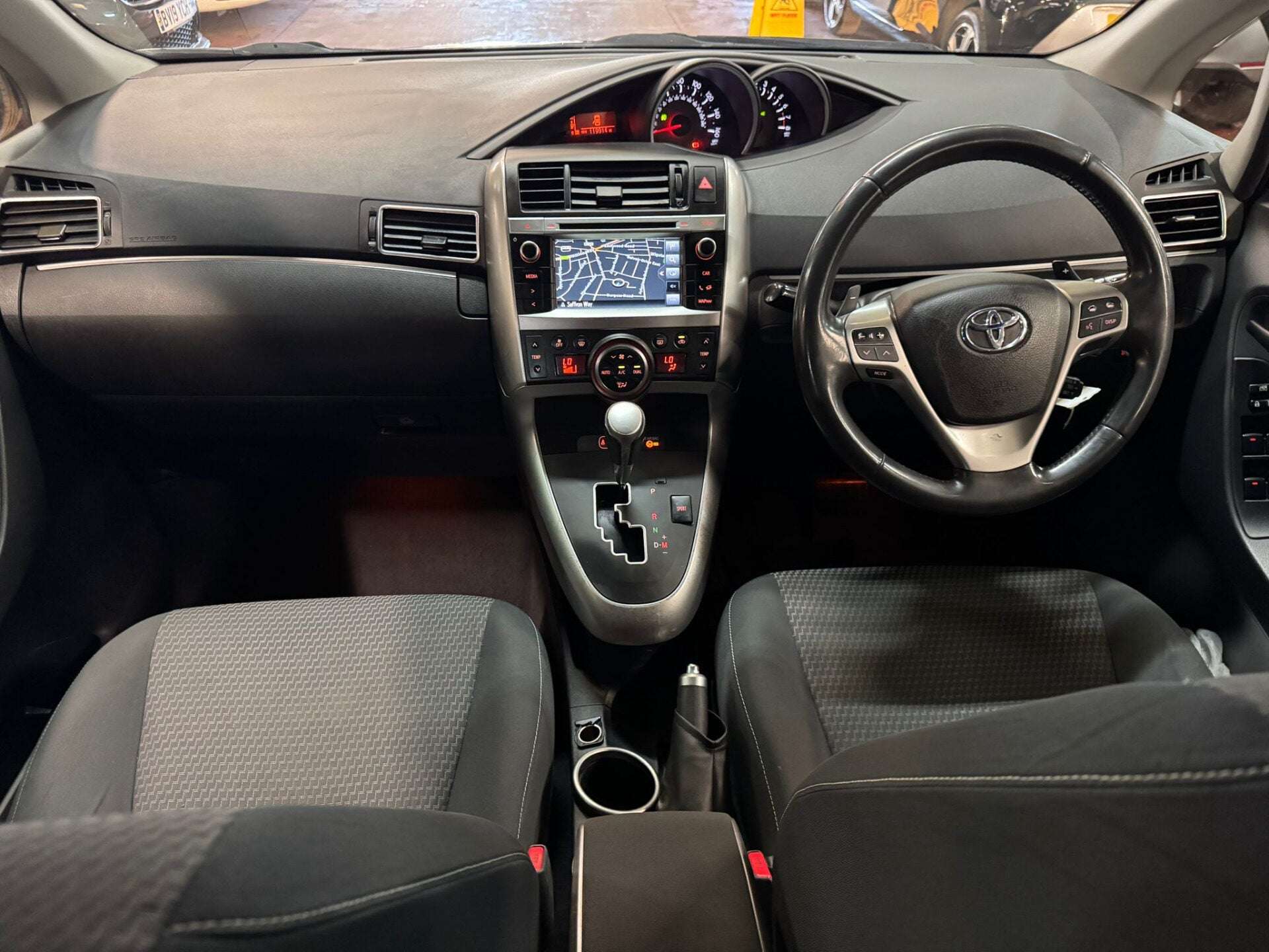 2014 TOYOTA VERSO 2014 TOYOTA VERSO
