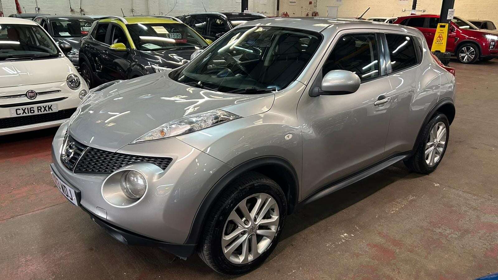 A 2013 NISSAN JUKE ACENTA PREMIUM A 2013 NISSAN JUKE ACENTA PREMIUM
