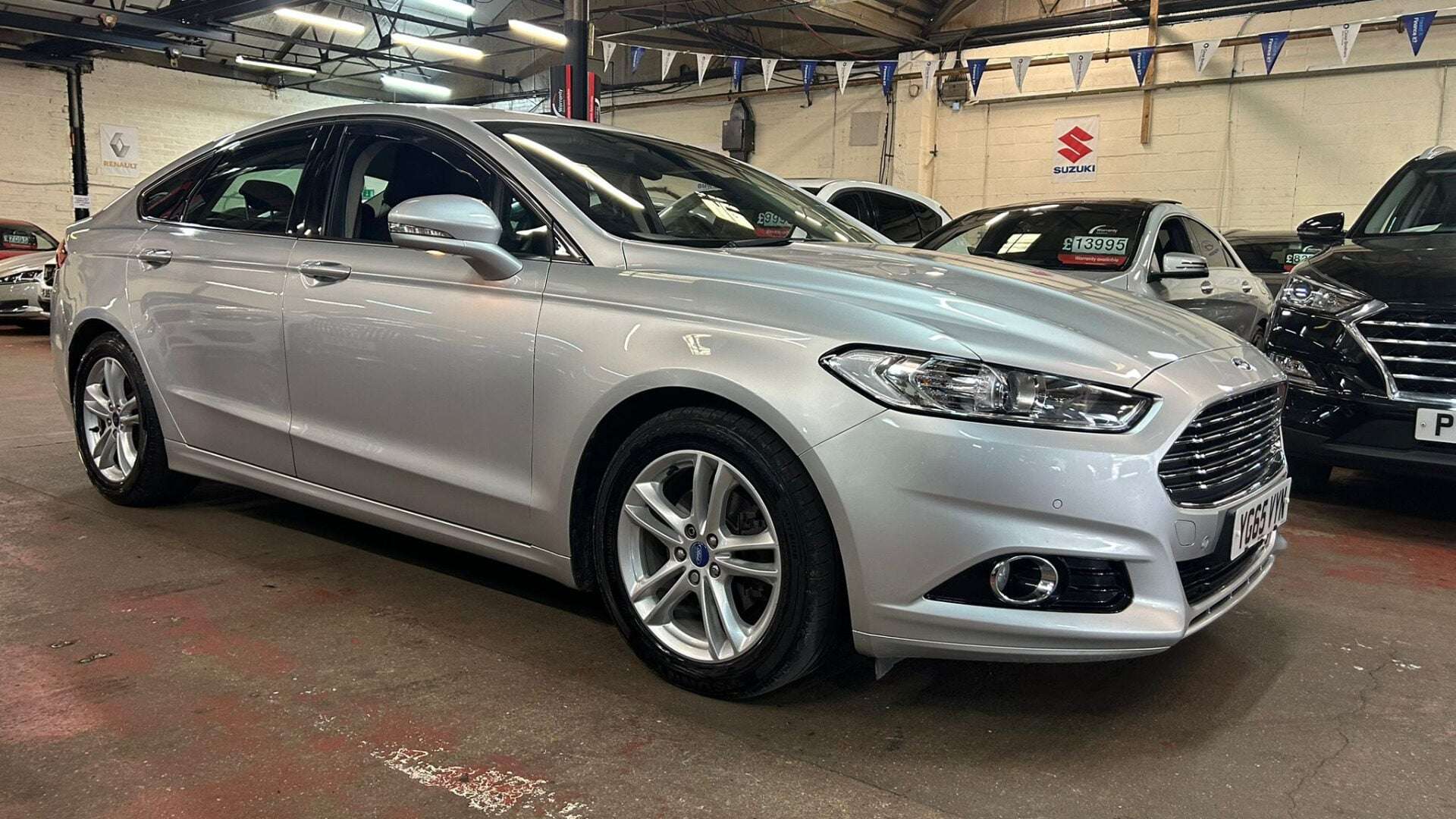 A 2015 FORD MONDEO TITANIUM TDCI A 2015 FORD MONDEO TITANIUM TDCI