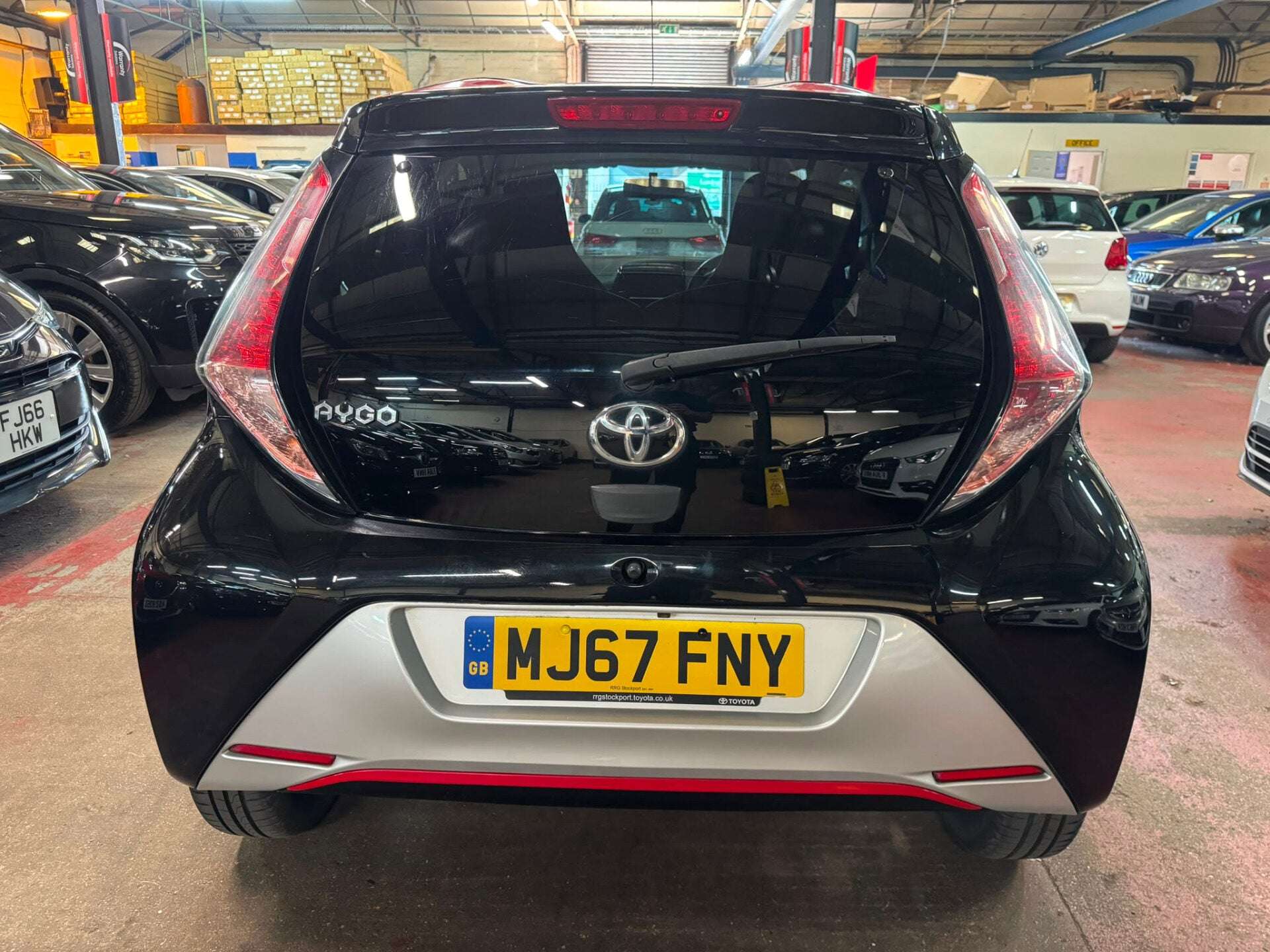 2017 TOYOTA AYGO 2017 TOYOTA AYGO