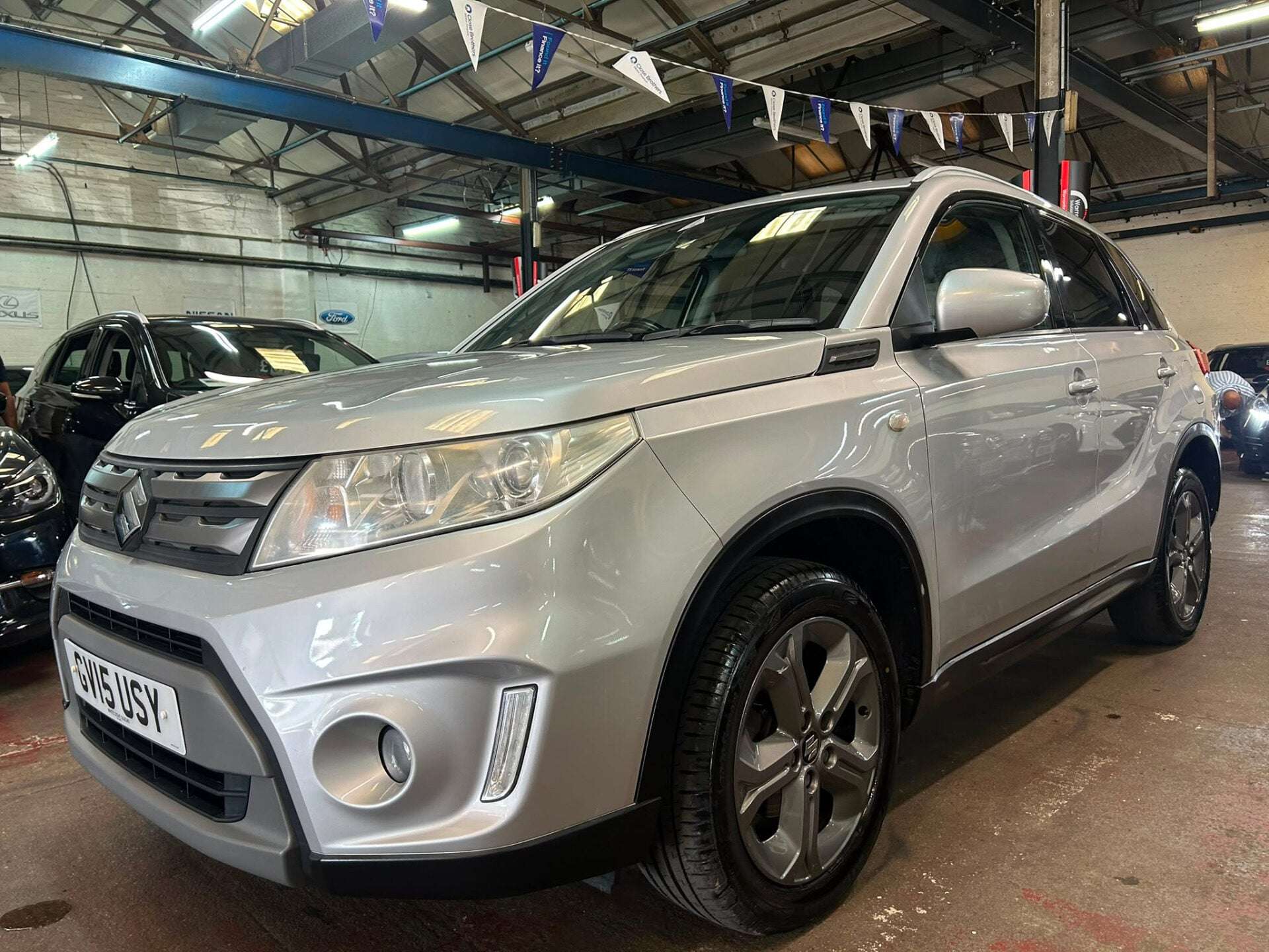 A 2015 SUZUKI VITARA SZ-T A 2015 SUZUKI VITARA SZ-T