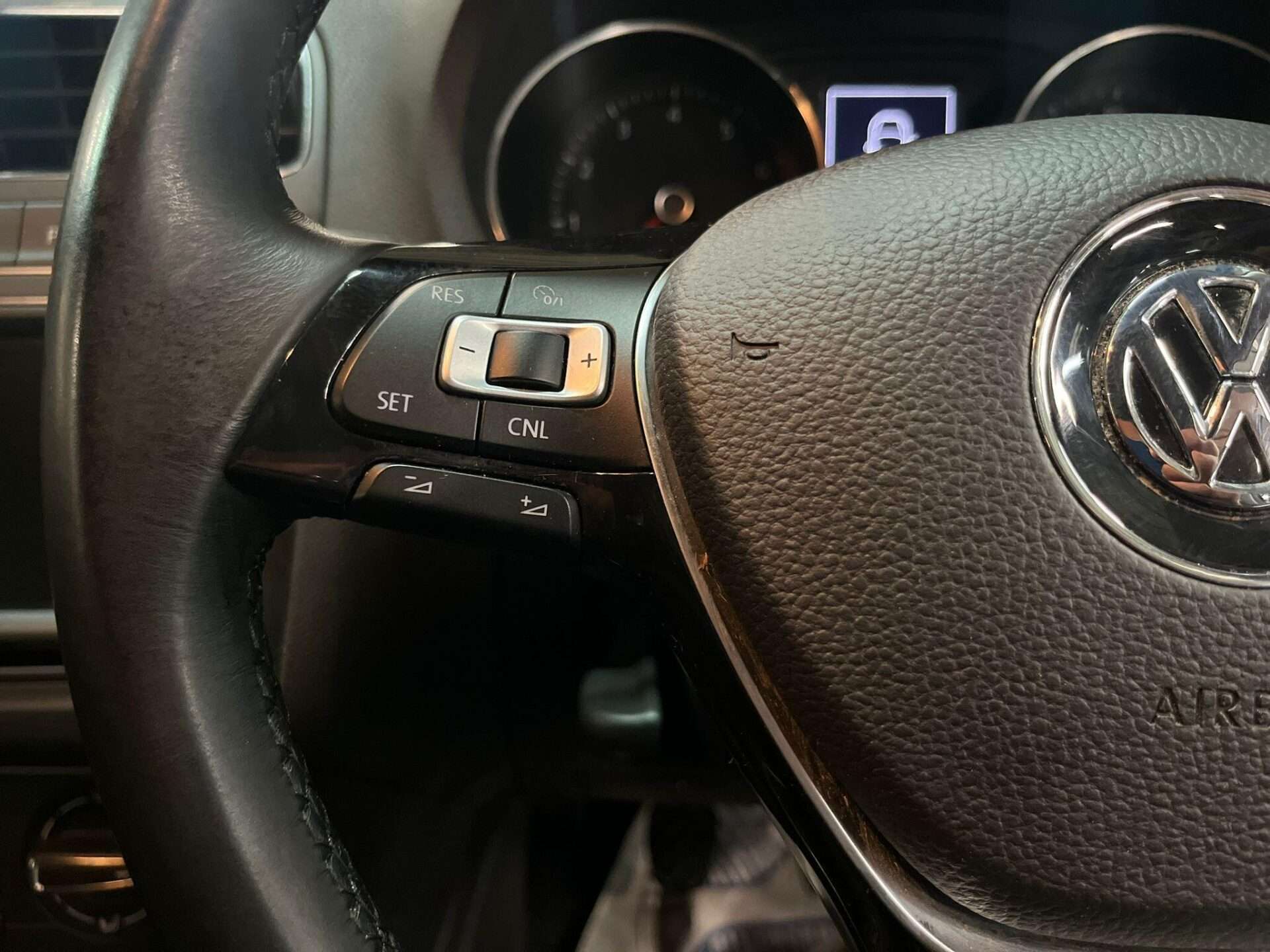 2017 VOLKSWAGEN POLO 2017 VOLKSWAGEN POLO