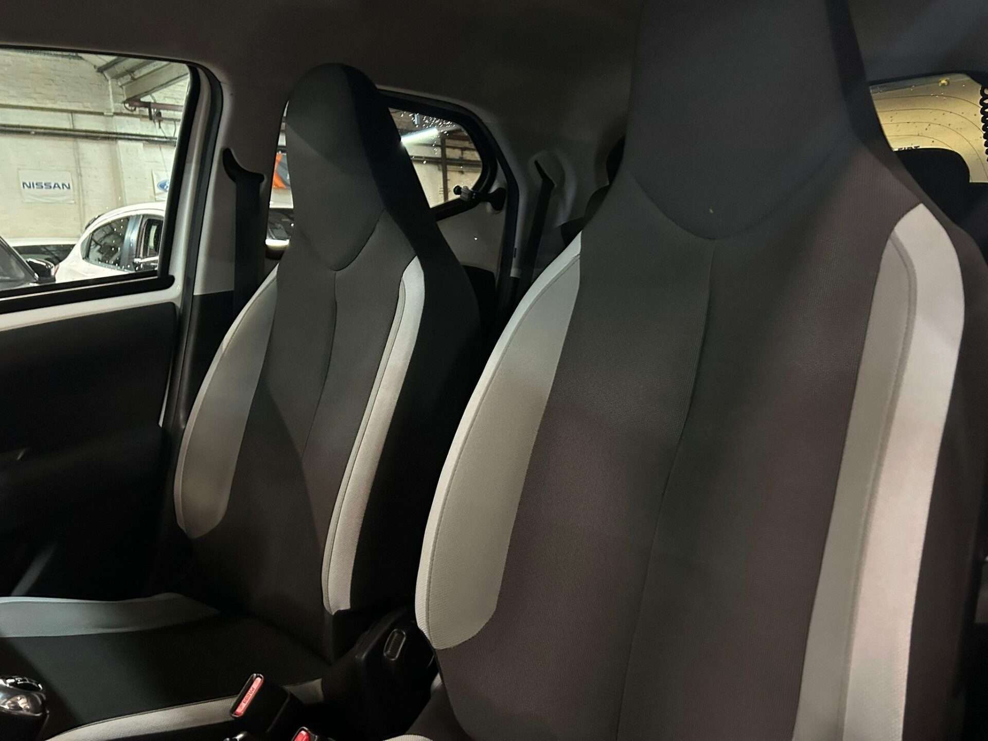 2017 TOYOTA AYGO 2017 TOYOTA AYGO