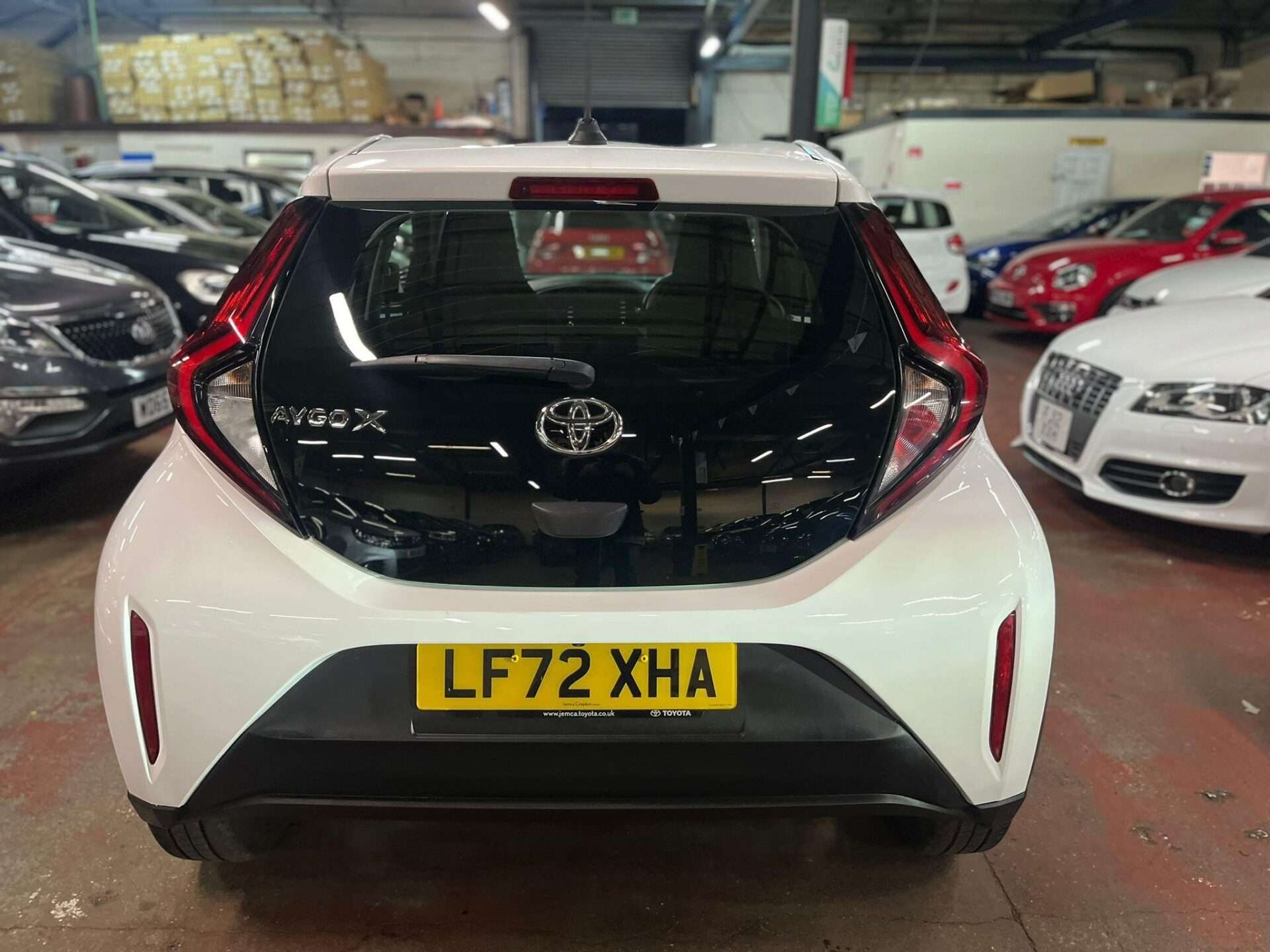 2022 TOYOTA AYGO X 2022 TOYOTA AYGO X