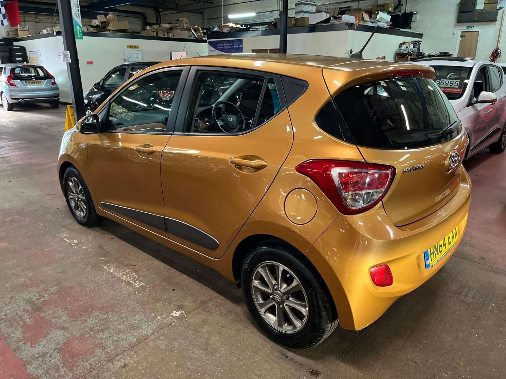 A 2014 HYUNDAI I10 1.0 Premium Euro 5 5dr A 2014 HYUNDAI I10 1.0 Premium Euro 5 5dr