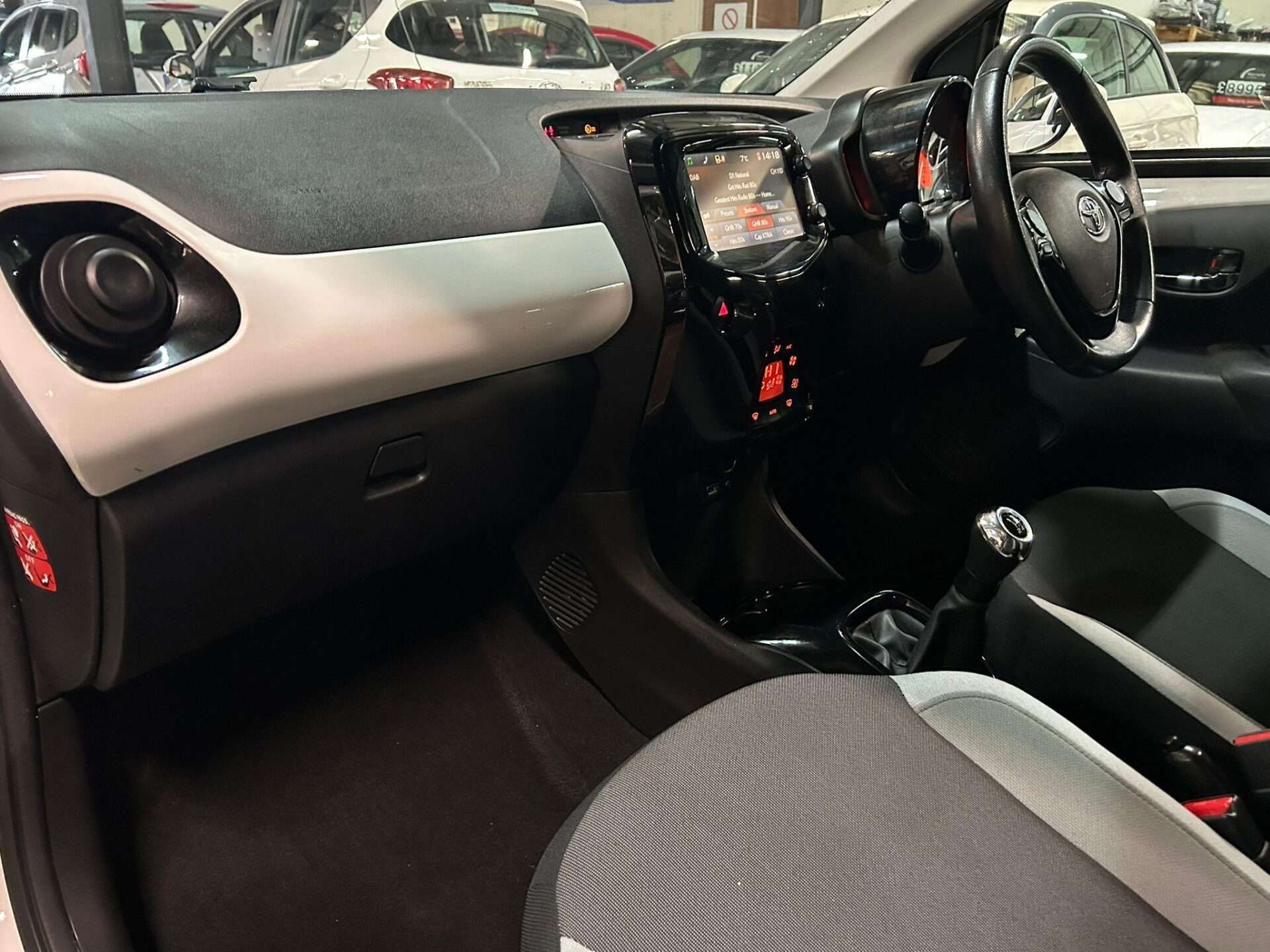 2017 TOYOTA AYGO 2017 TOYOTA AYGO