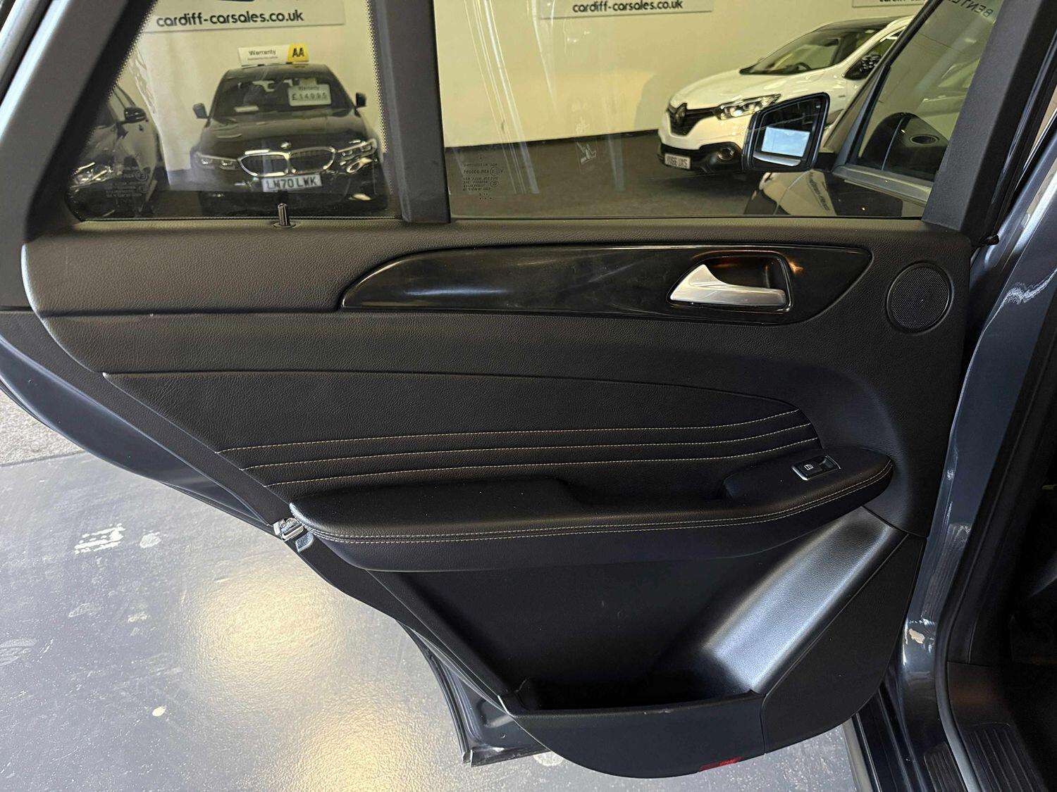 2012 MERCEDES-BENZ M CLASS 2012 MERCEDES-BENZ M CLASS