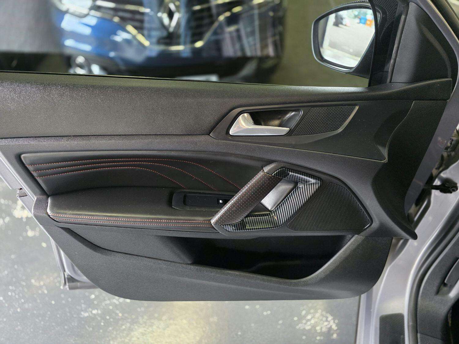 2018 PEUGEOT 308 2018 PEUGEOT 308