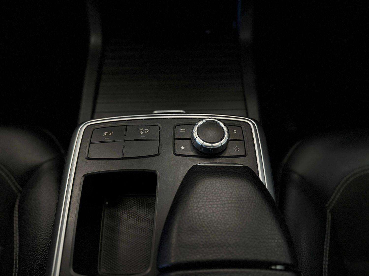 2012 MERCEDES-BENZ M CLASS 2012 MERCEDES-BENZ M CLASS