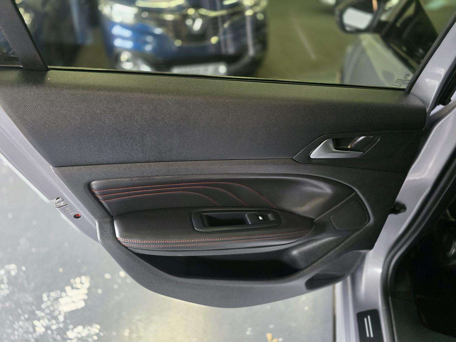 2018 PEUGEOT 308 2018 PEUGEOT 308