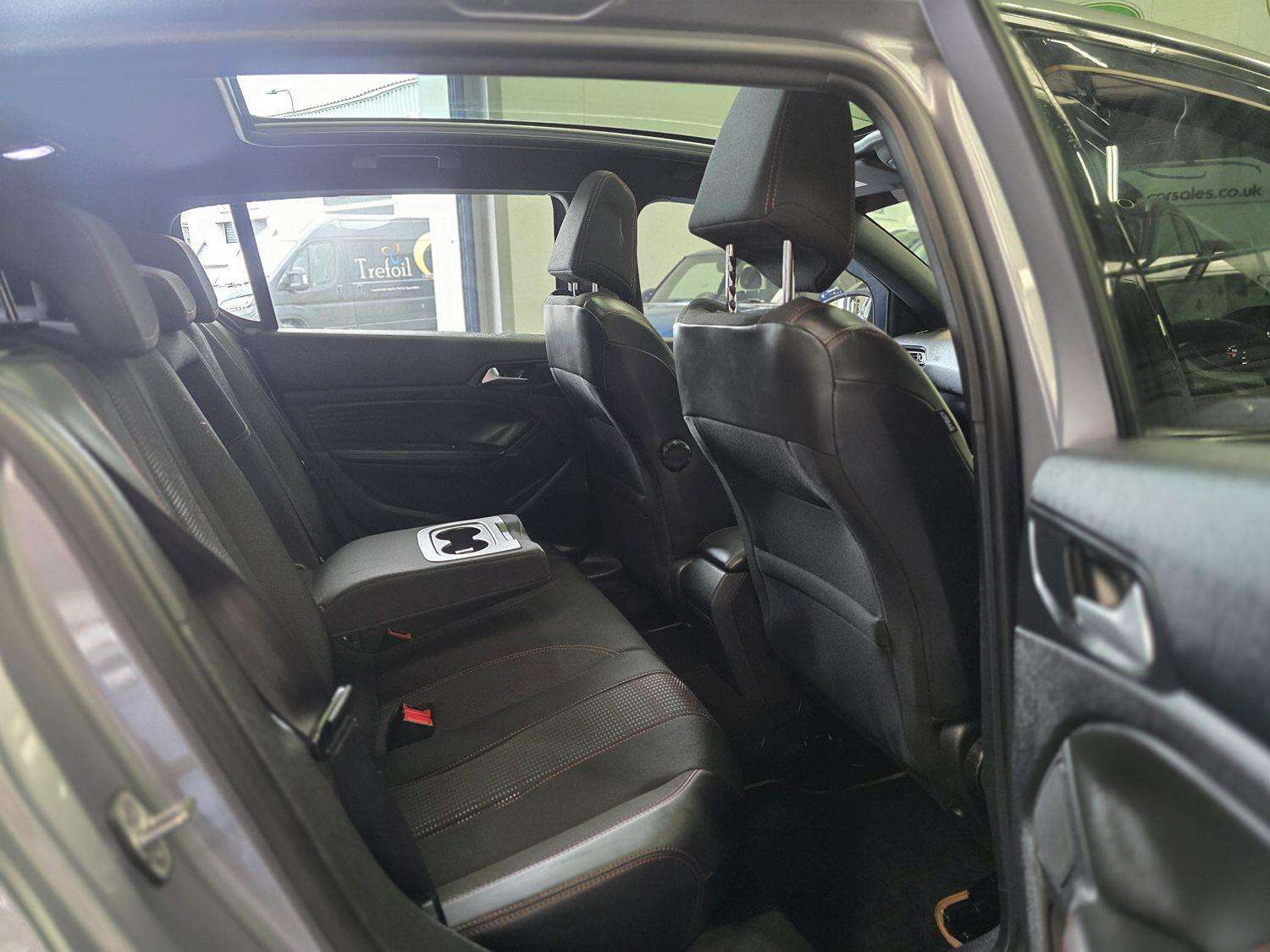 2018 PEUGEOT 308 2018 PEUGEOT 308