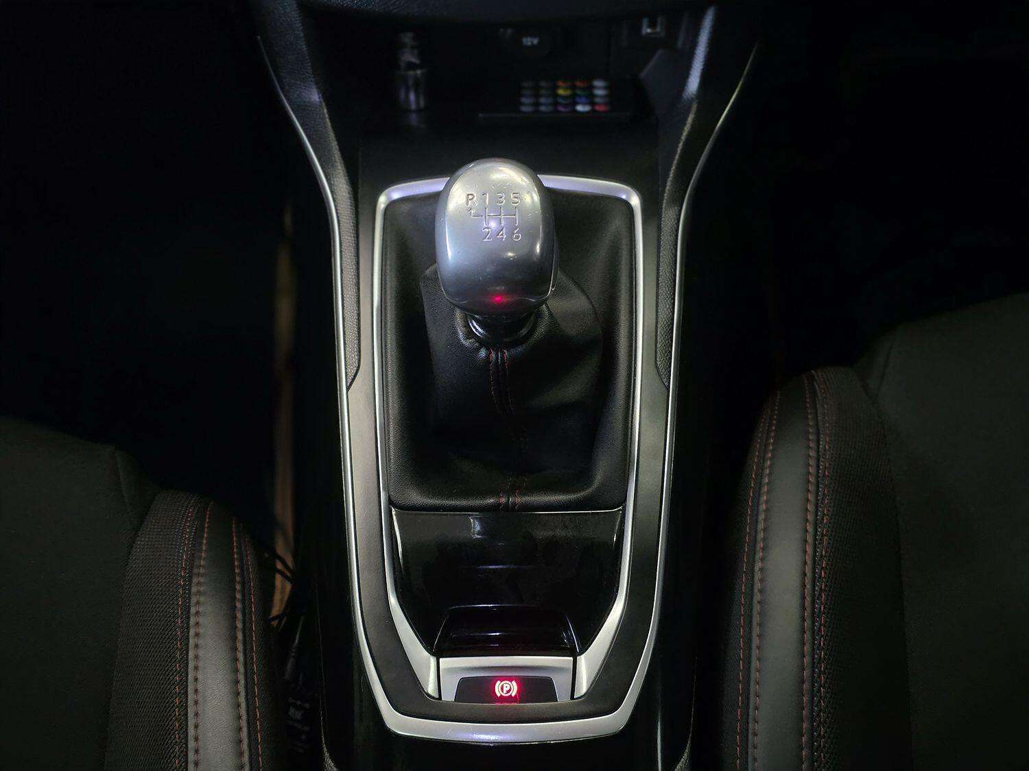 2018 PEUGEOT 308 2018 PEUGEOT 308