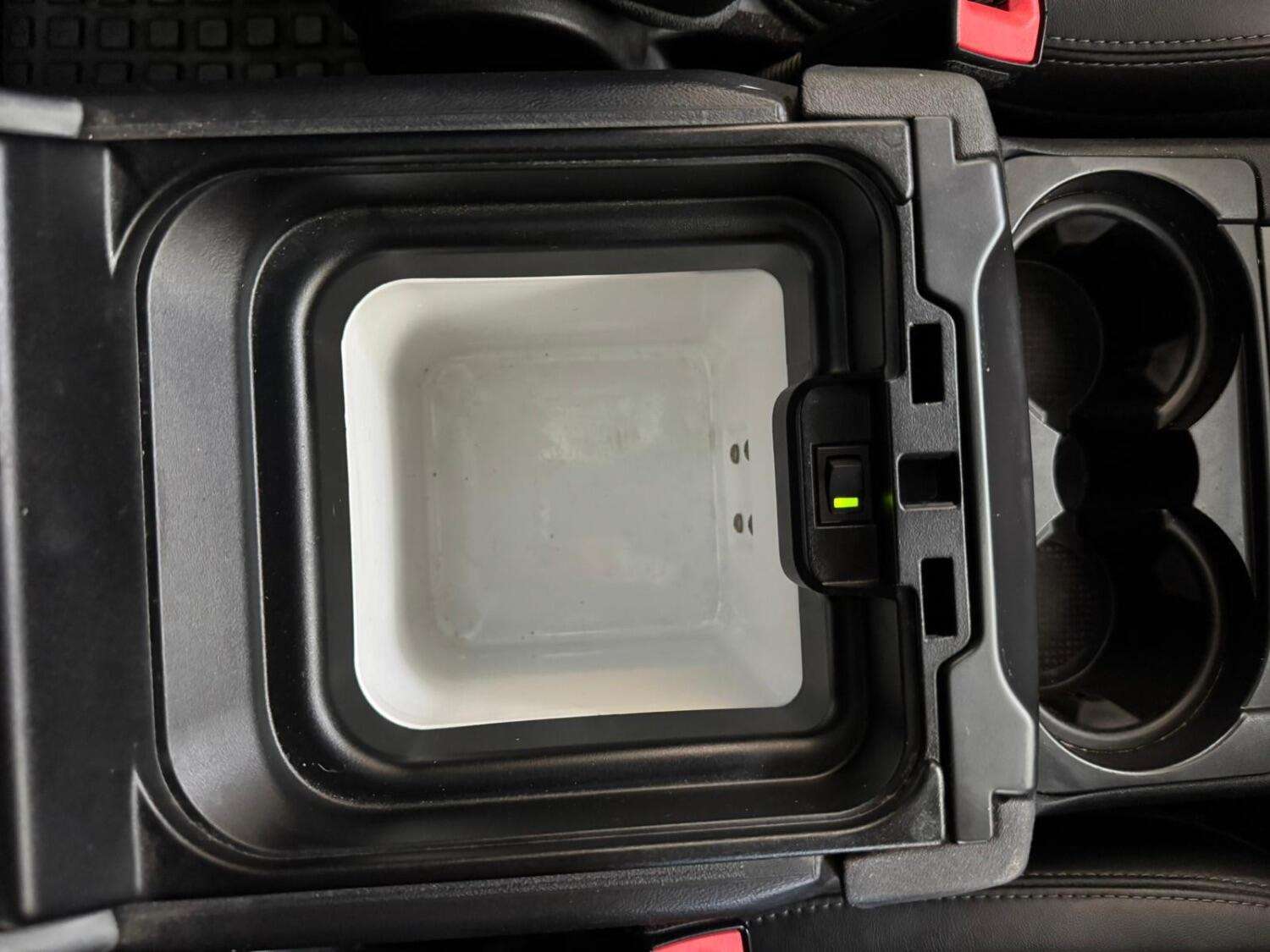 2013 LAND ROVER DISCOVERY 4 2013 LAND ROVER DISCOVERY 4