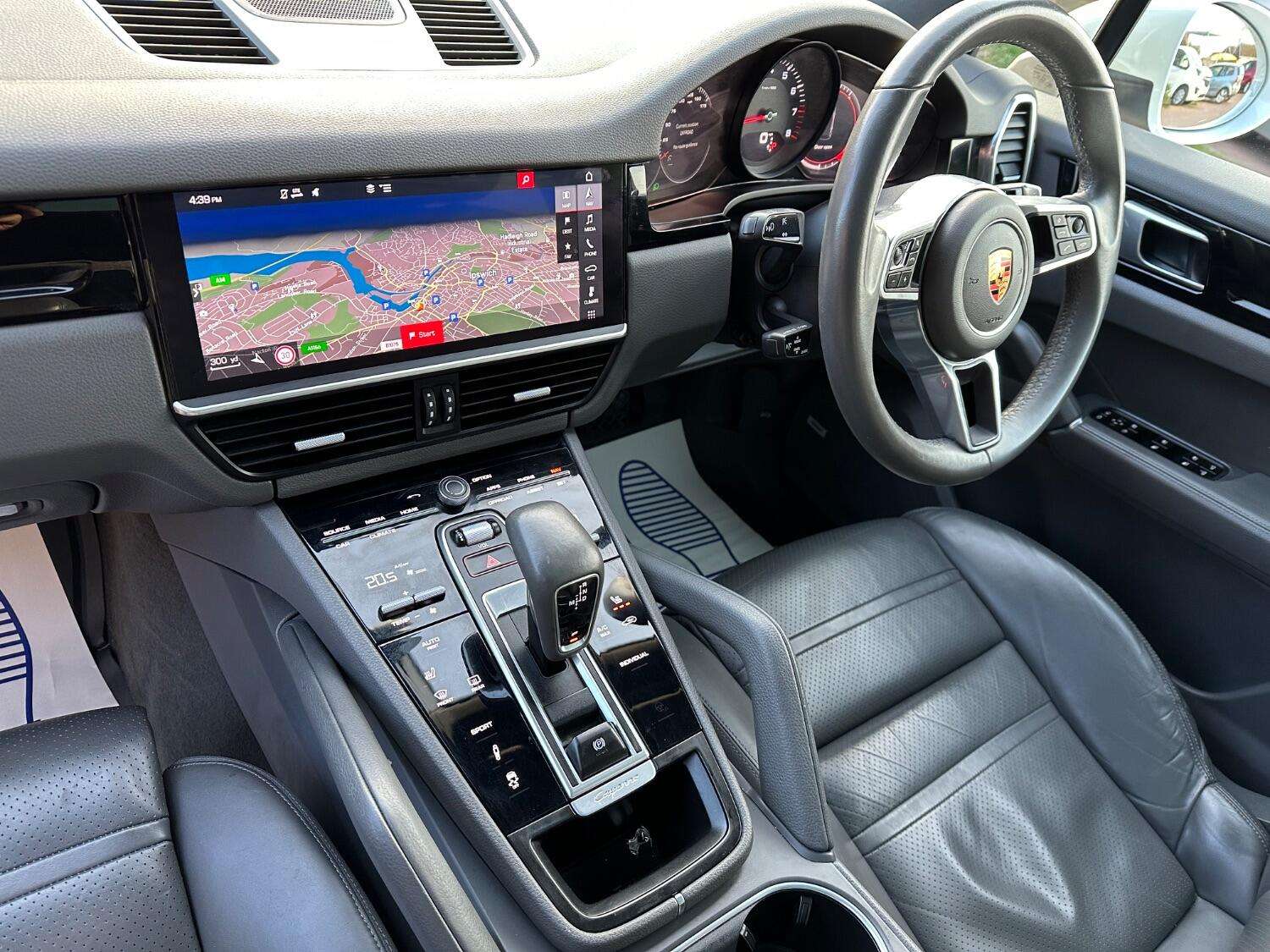 2019 PORSCHE CAYENNE 2019 PORSCHE CAYENNE