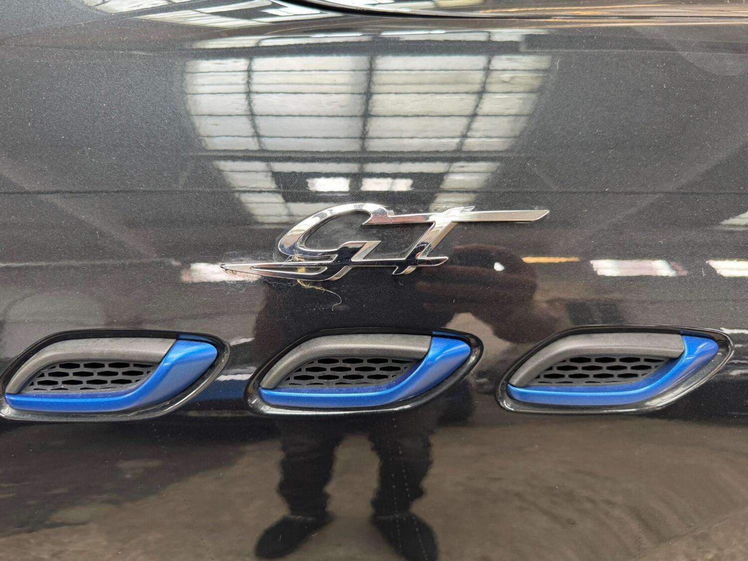 2021 MASERATI LEVANTE 2021 MASERATI LEVANTE