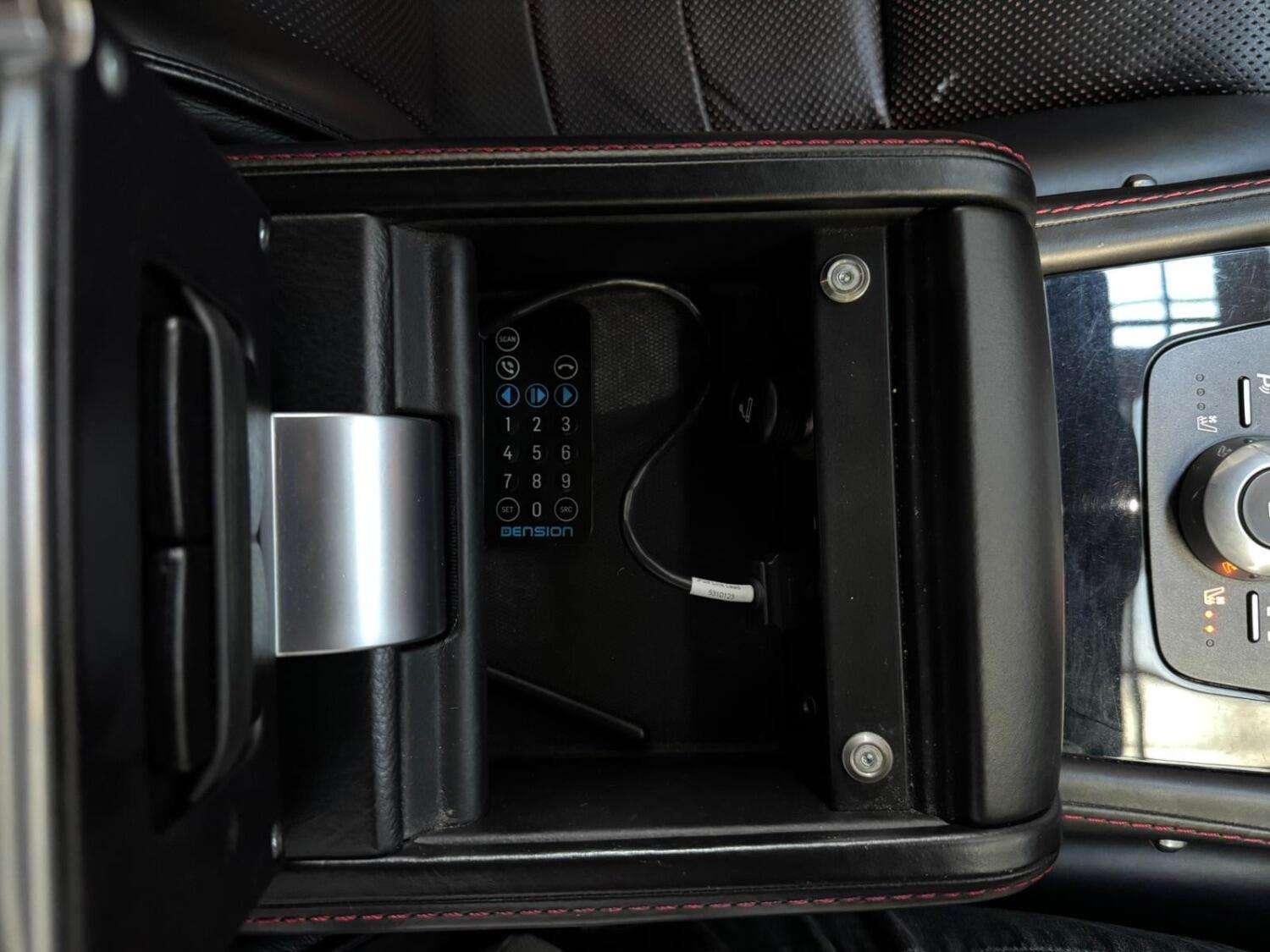 2013 ASTON MARTIN RAPIDE S 2013 ASTON MARTIN RAPIDE S