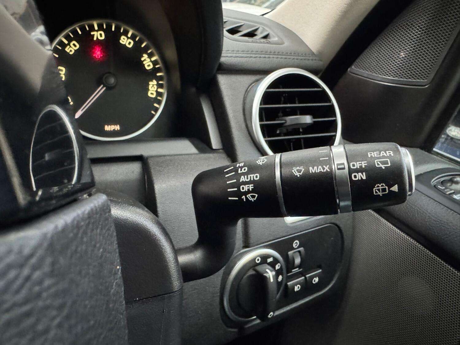 2013 LAND ROVER DISCOVERY 4 2013 LAND ROVER DISCOVERY 4