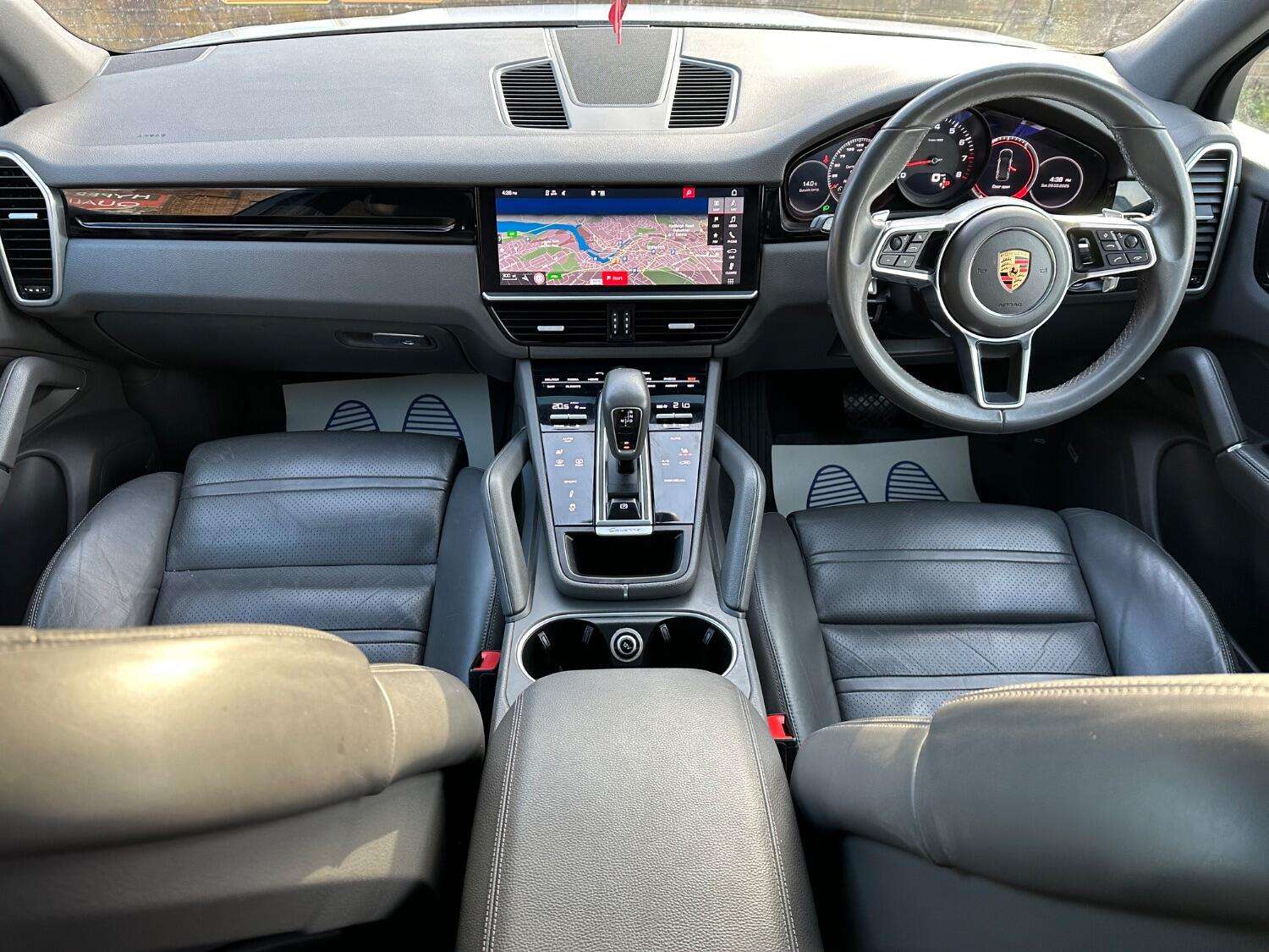 2019 PORSCHE CAYENNE 2019 PORSCHE CAYENNE