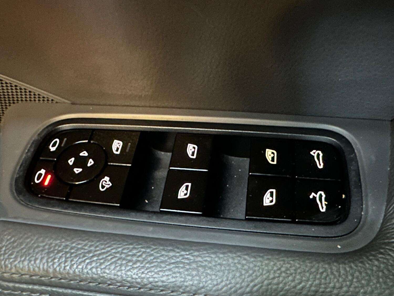 2019 PORSCHE CAYENNE 2019 PORSCHE CAYENNE