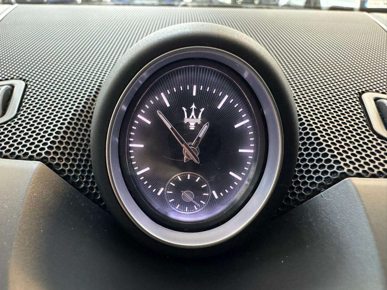 2021 MASERATI LEVANTE 2021 MASERATI LEVANTE