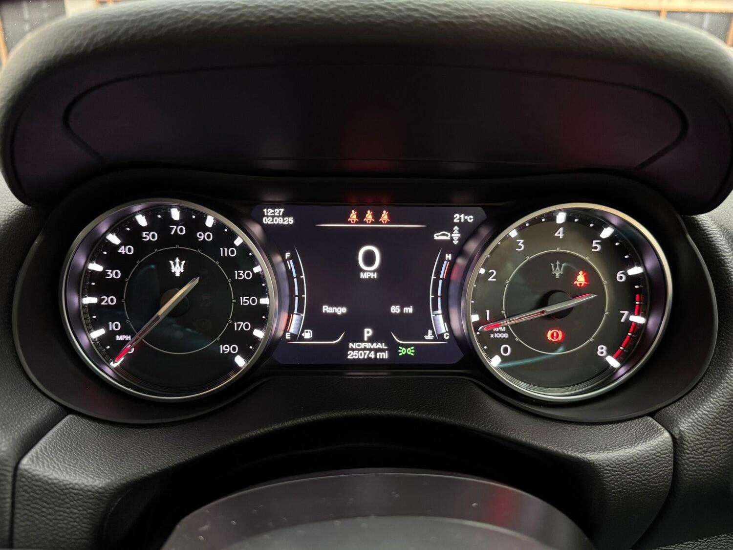 2021 MASERATI LEVANTE 2021 MASERATI LEVANTE