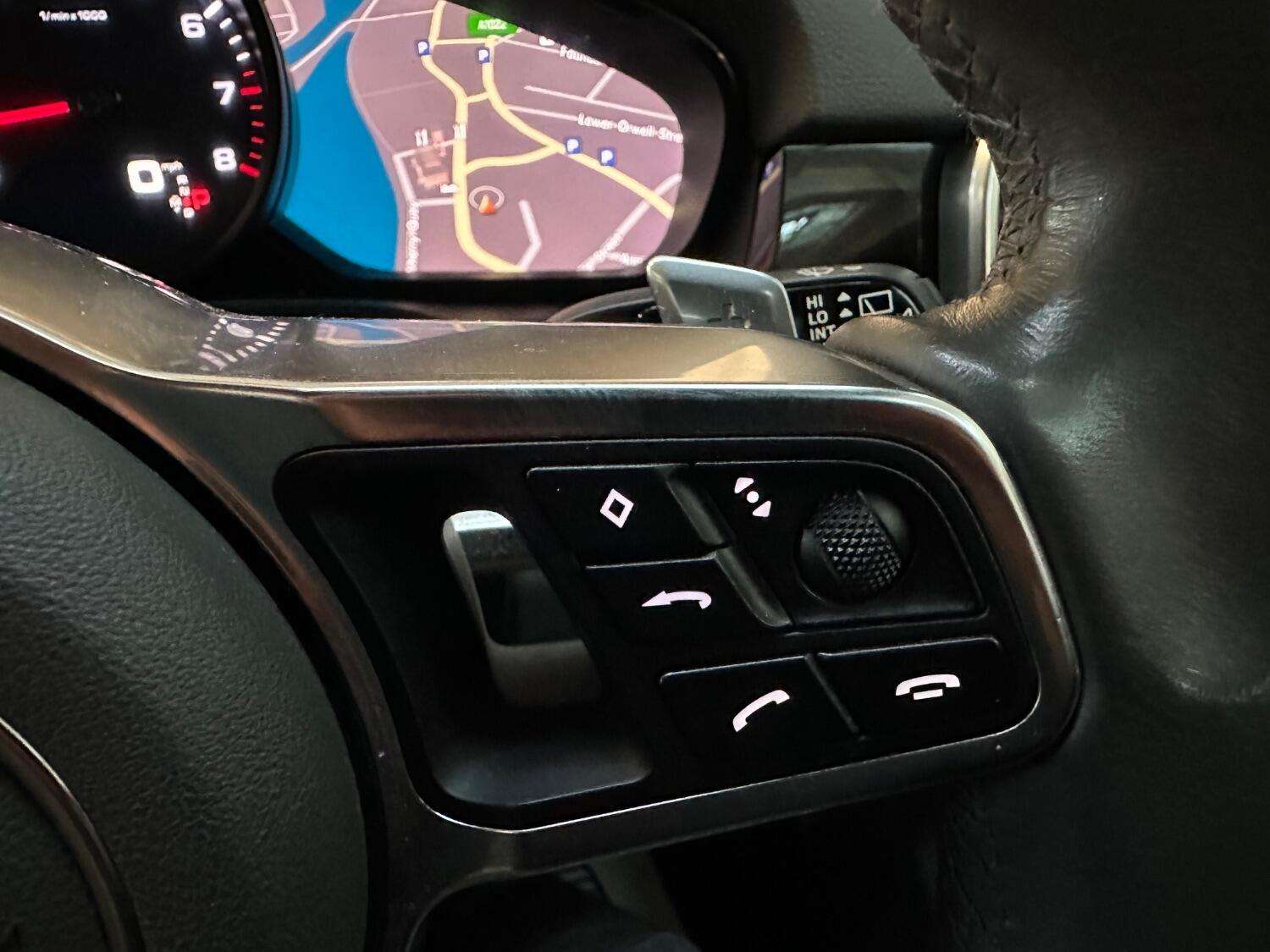 2019 PORSCHE CAYENNE 2019 PORSCHE CAYENNE