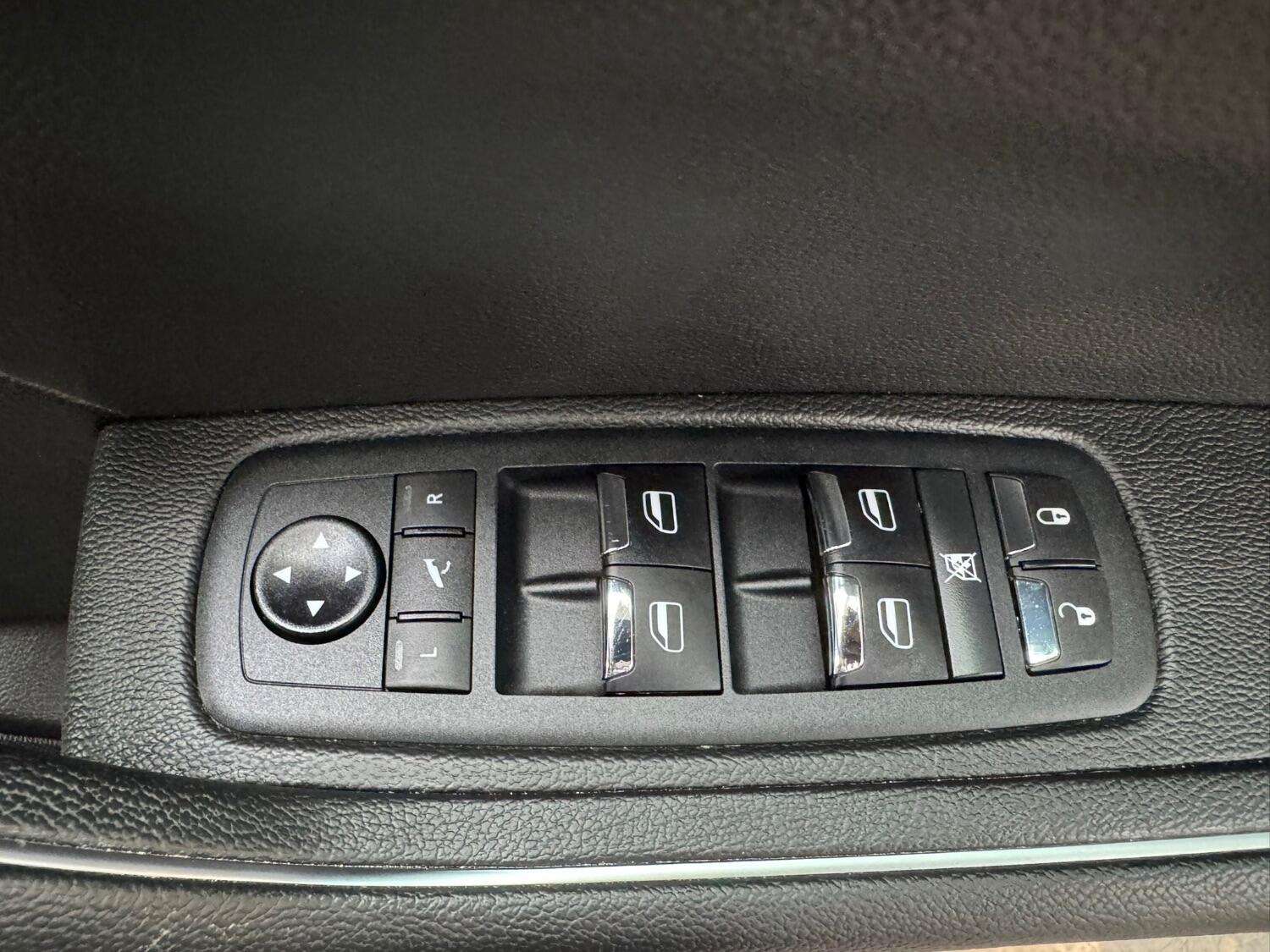 2021 MASERATI LEVANTE 2021 MASERATI LEVANTE