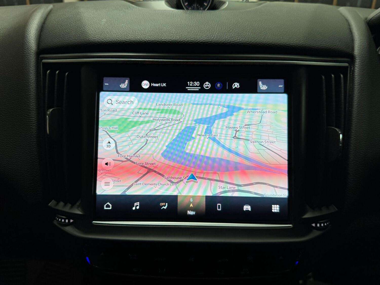 2021 MASERATI LEVANTE 2021 MASERATI LEVANTE