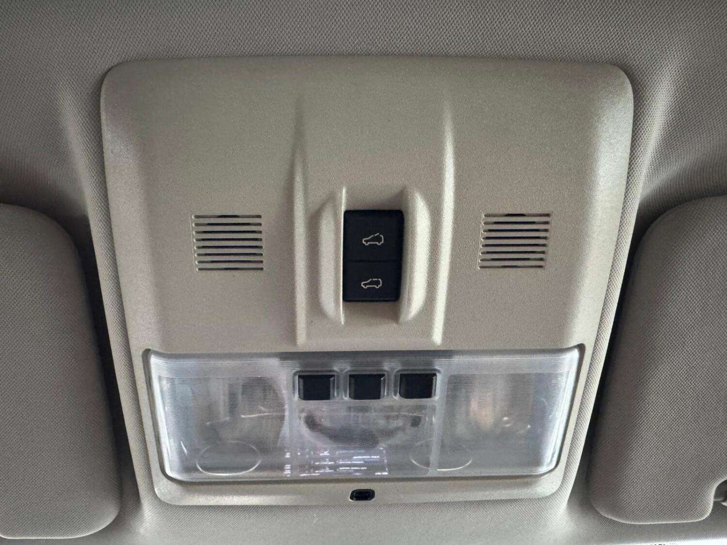 2013 LAND ROVER DISCOVERY 4 2013 LAND ROVER DISCOVERY 4