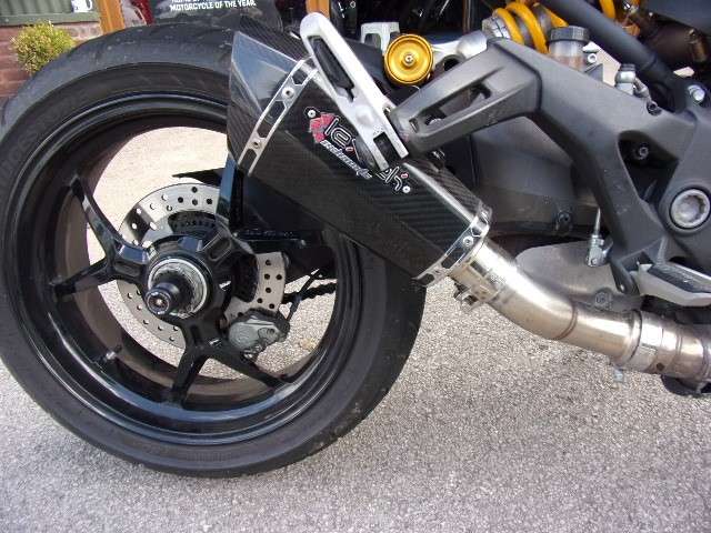 2015 DUCATI MONSTER 2015 DUCATI MONSTER