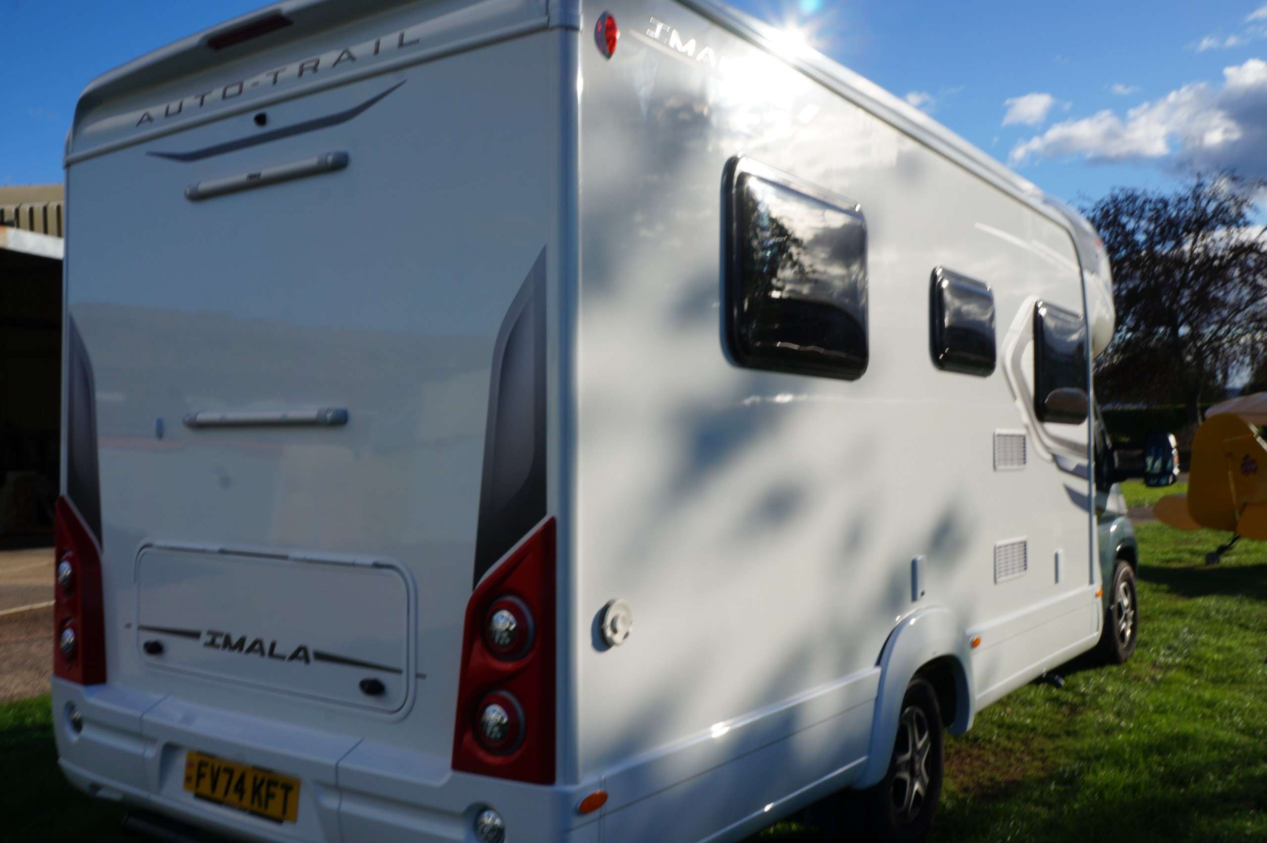 A 2024 FIAT DUCATO CAMPER AUTOTRAIL IMALA 730 LO LINE AUTO A 2024 FIAT DUCATO CAMPER AUTOTRAIL IMALA 730 LO LINE AUTO