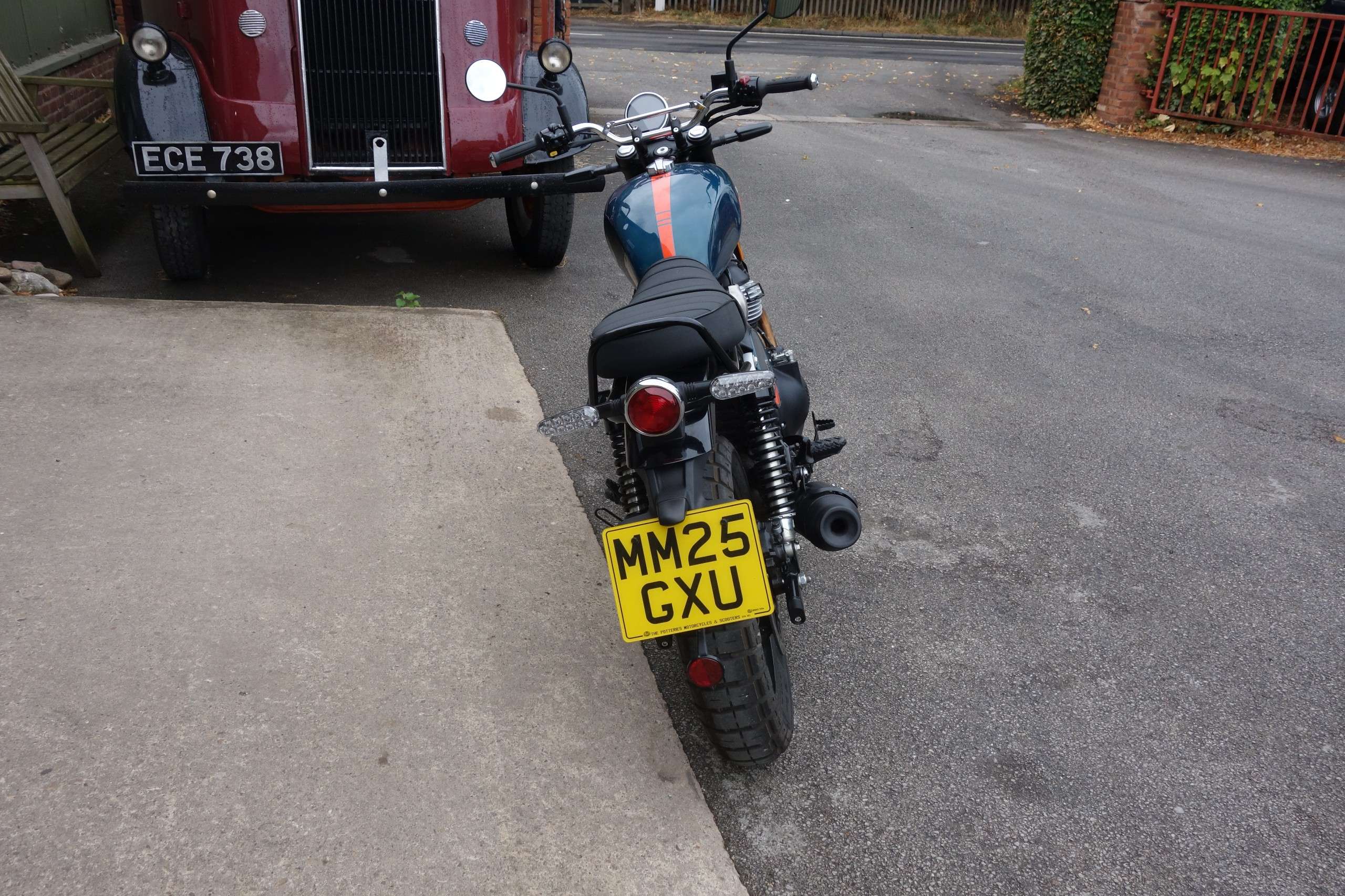 2025 ROYAL ENFIELD INTERCEPTOR 650 2025 ROYAL ENFIELD INTERCEPTOR 650