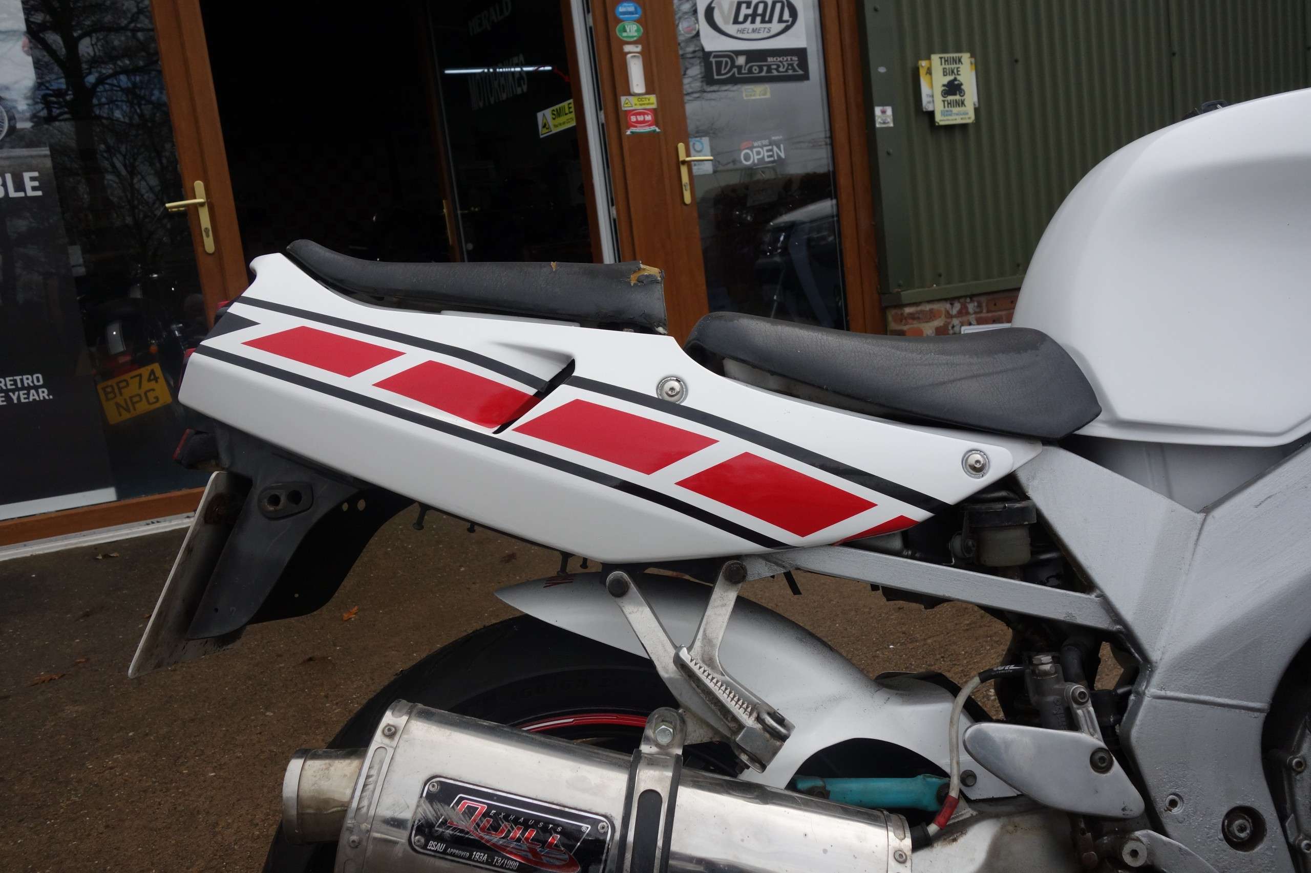 1995 YAMAHA FZR 1995 YAMAHA FZR