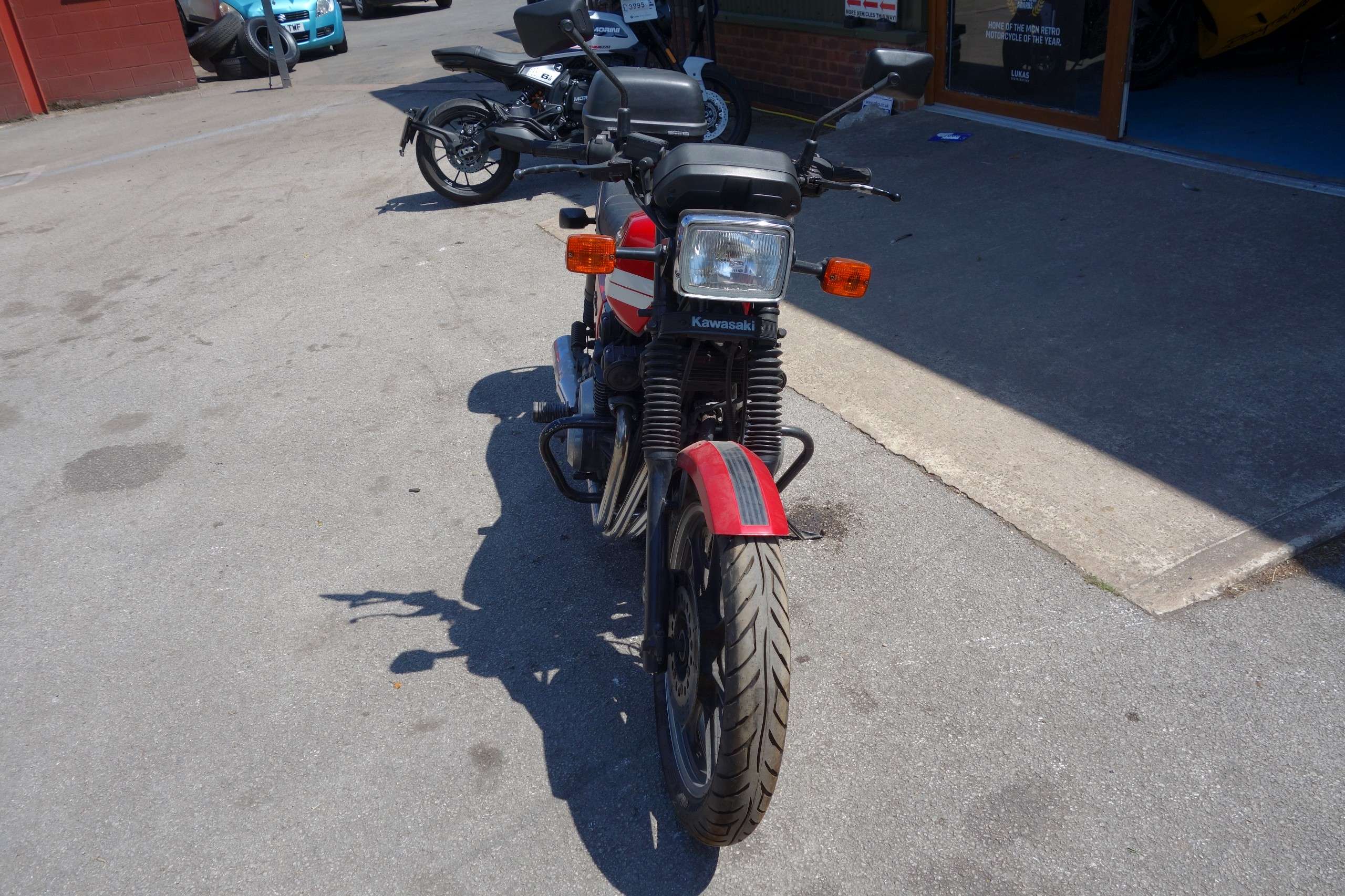 1992 KAWASAKI Z 1992 KAWASAKI Z