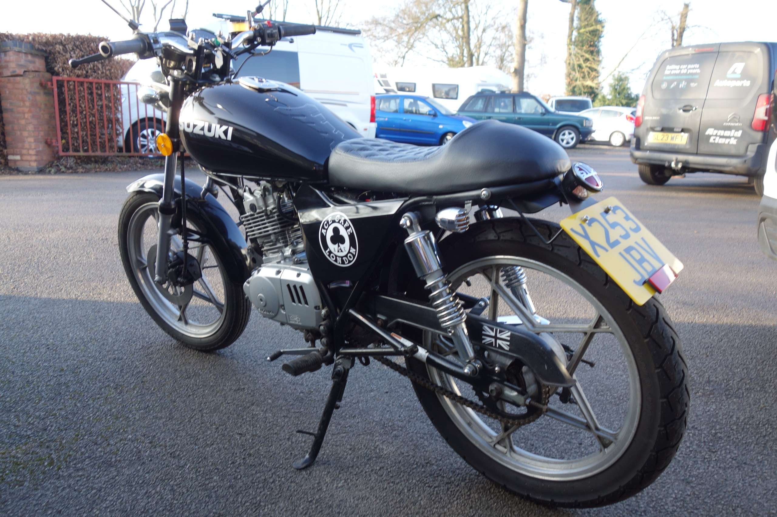 2000 SUZUKI GS 2000 SUZUKI GS