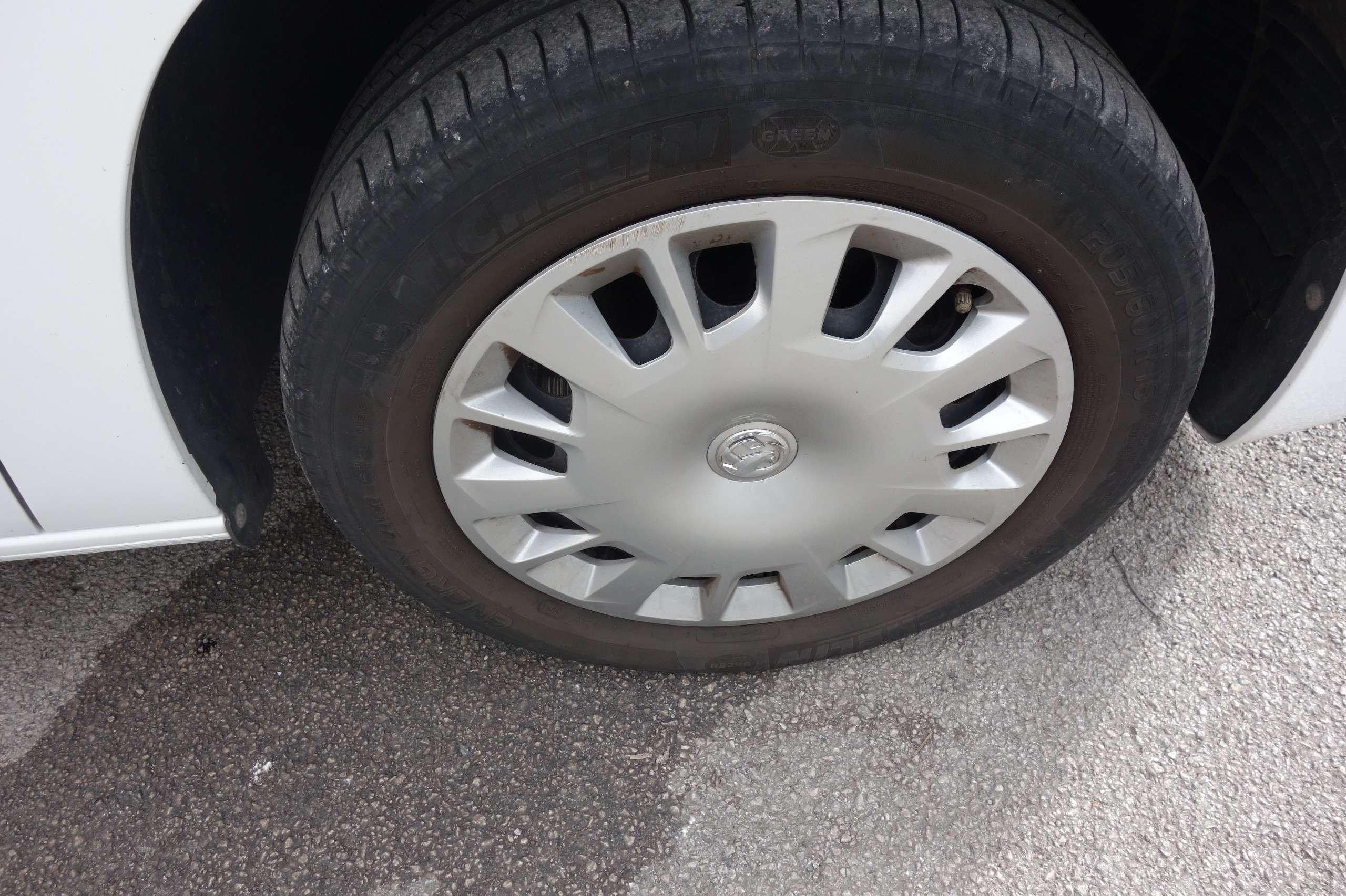 A 2021 VAUXHALL COMBO 1.5 Turbo D 2300 Sportive Panel Van 4dr Diesel Manual L1 H1 Euro 6 (100 ps) A 2021 VAUXHALL COMBO 1.5 Turbo D 2300 Sportive Panel Van 4dr Diesel Manual L1 H1 Euro 6 (100 ps)