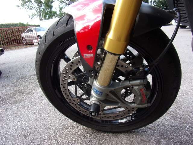 2015 DUCATI MONSTER 2015 DUCATI MONSTER