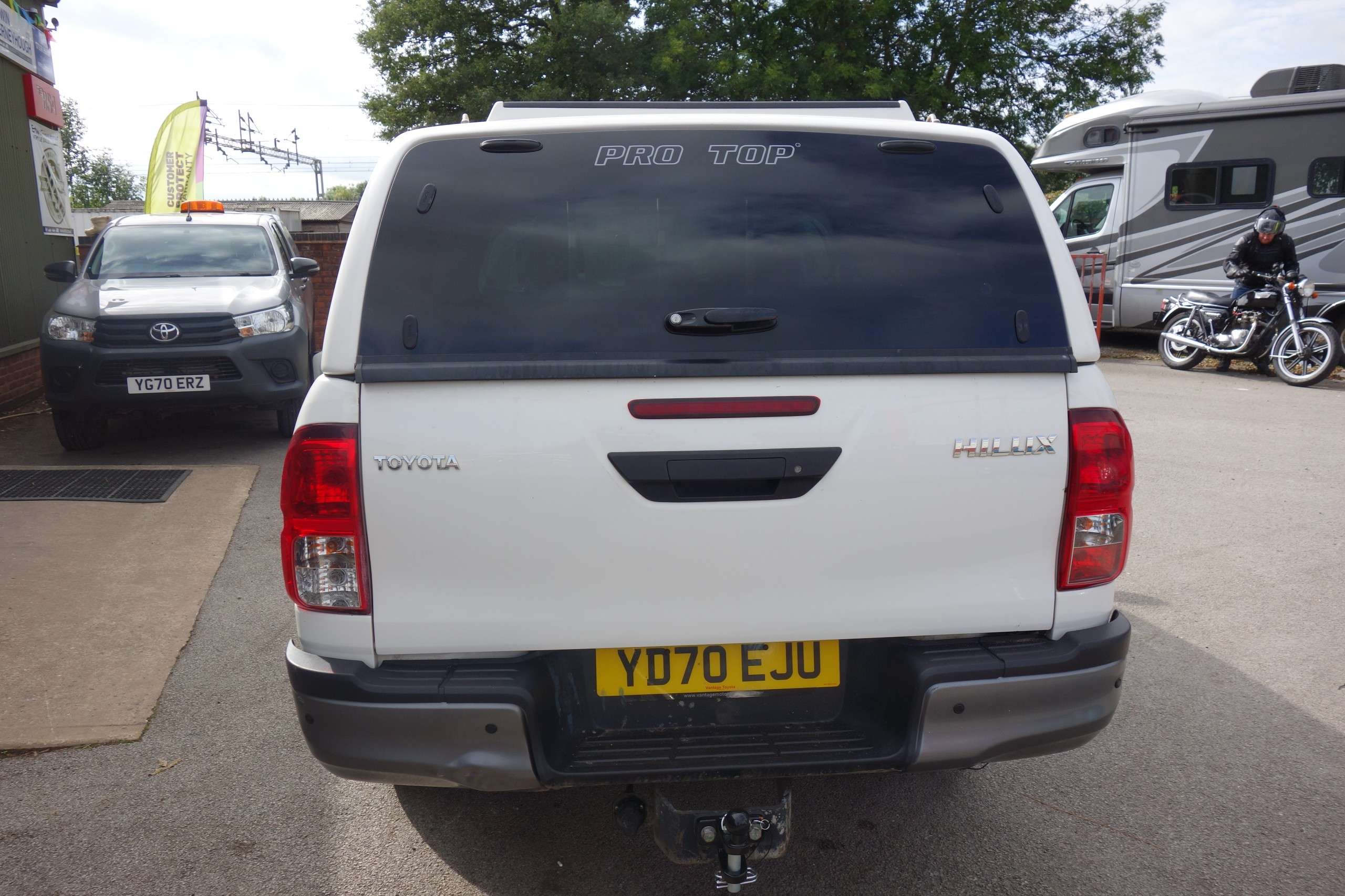 2020 TOYOTA HILUX 2020 TOYOTA HILUX