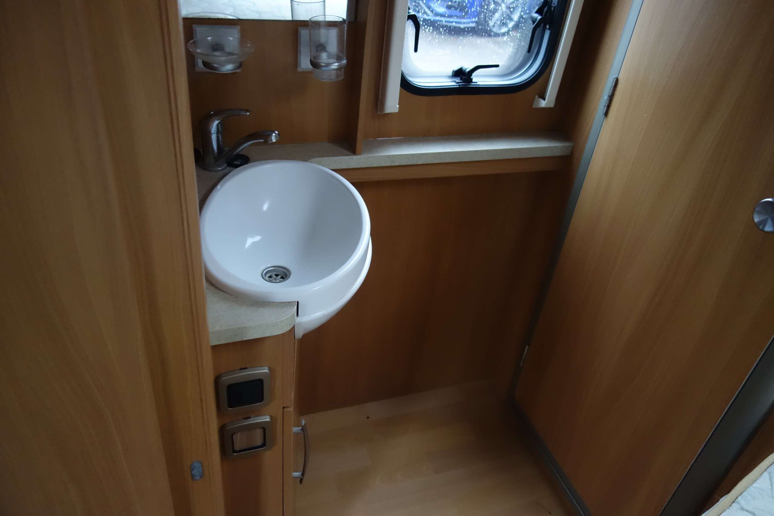 null SWIFT CHALLENGER null SWIFT CHALLENGER