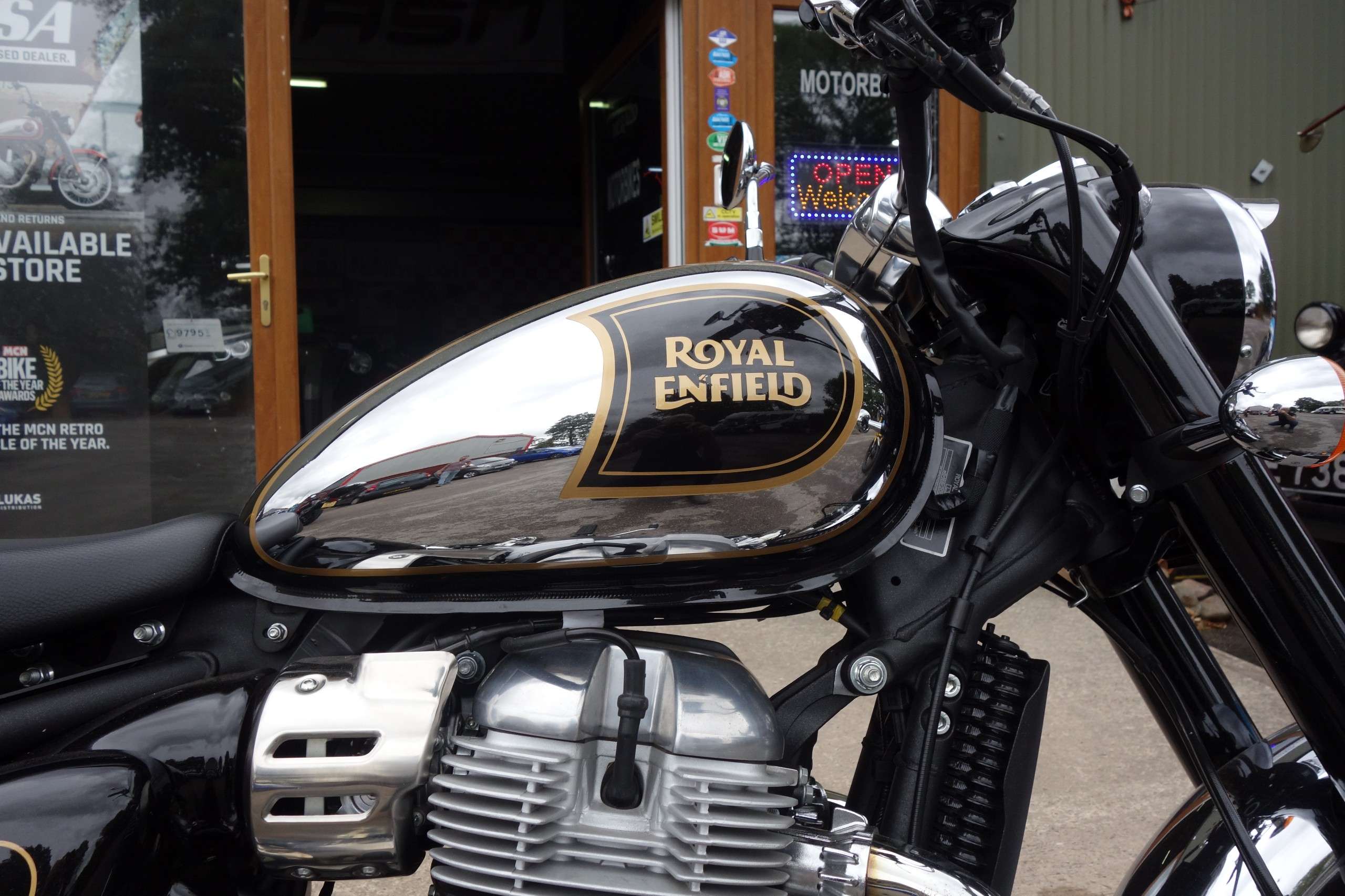 2025 ROYAL ENFIELD CLASSIC 2025 ROYAL ENFIELD CLASSIC