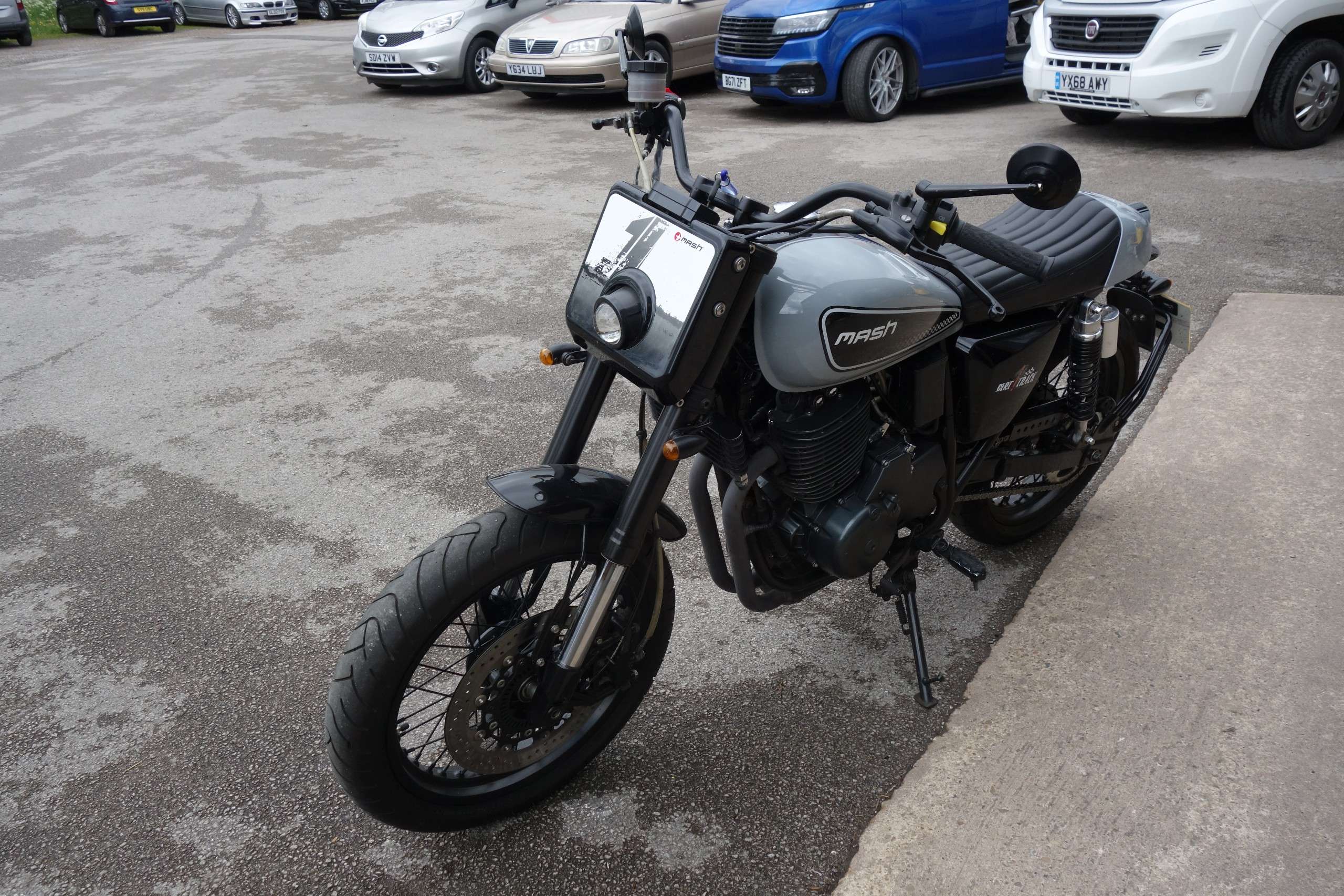 A 2022 MASH MOTORCYCLES DIRT TRACK DIRT TRACK 6.5 A 2022 MASH MOTORCYCLES DIRT TRACK DIRT TRACK 6.5