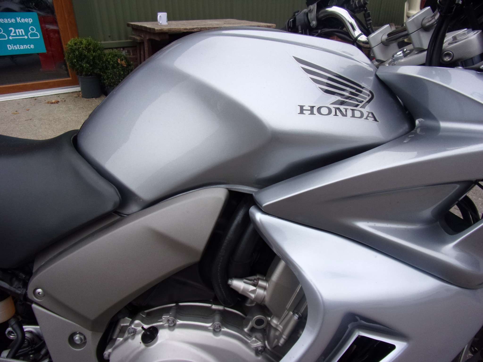 2010 HONDA CBF 2010 HONDA CBF