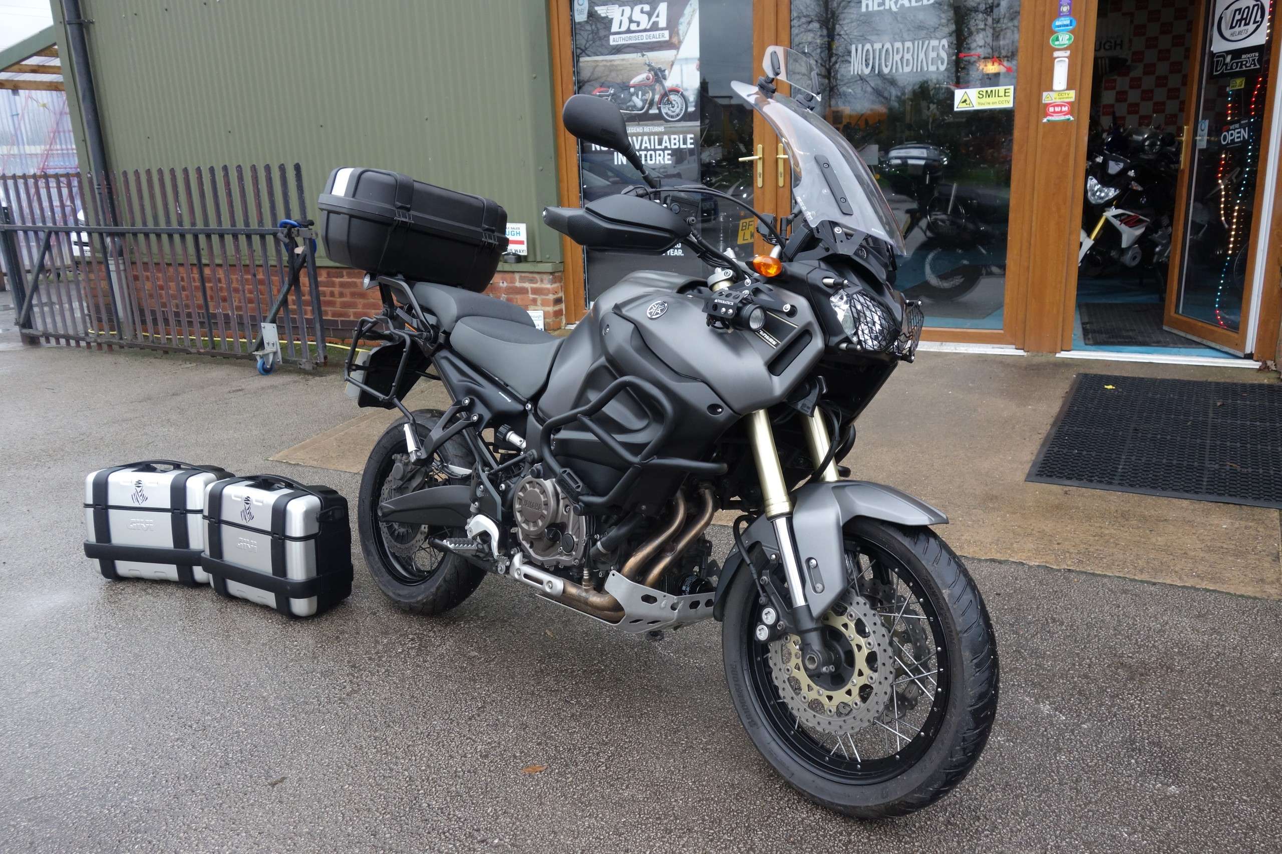 A 2012 YAMAHA XT 1200 Z A 2012 YAMAHA XT 1200 Z