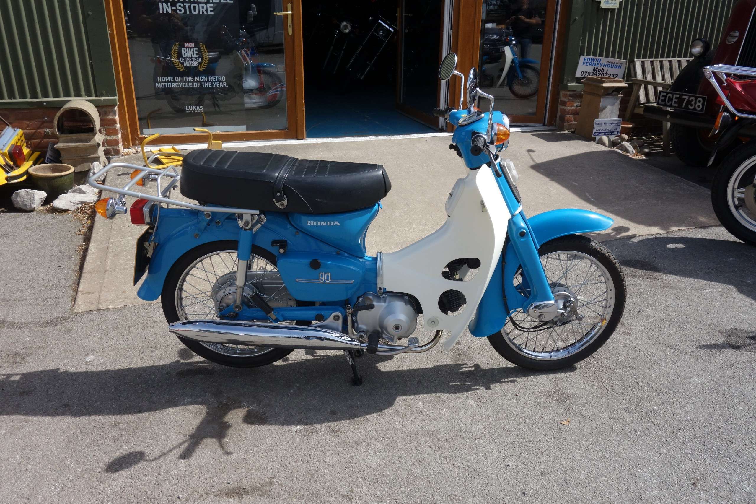 A 1980 HONDA C90 CUB A 1980 HONDA C90 CUB