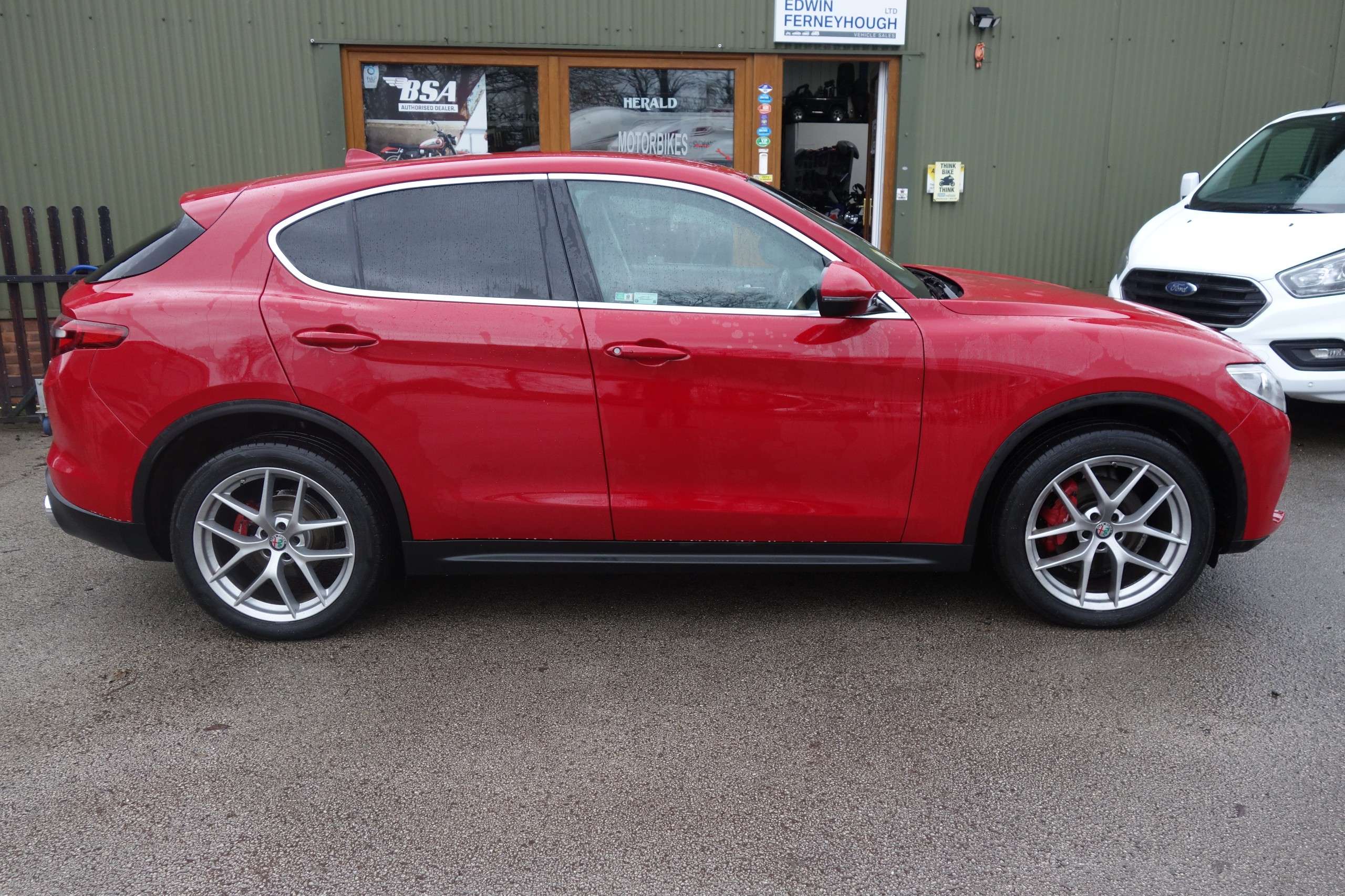 A 2017 ALFA ROMEO STELVIO 2.2 TD Milano Edizione SUV 5dr Diesel Auto Q4 AWD Euro 6 (s/s) (210 ps) A 2017 ALFA ROMEO STELVIO 2.2 TD Milano Edizione SUV 5dr Diesel Auto Q4 AWD Euro 6 (s/s) (210 ps)