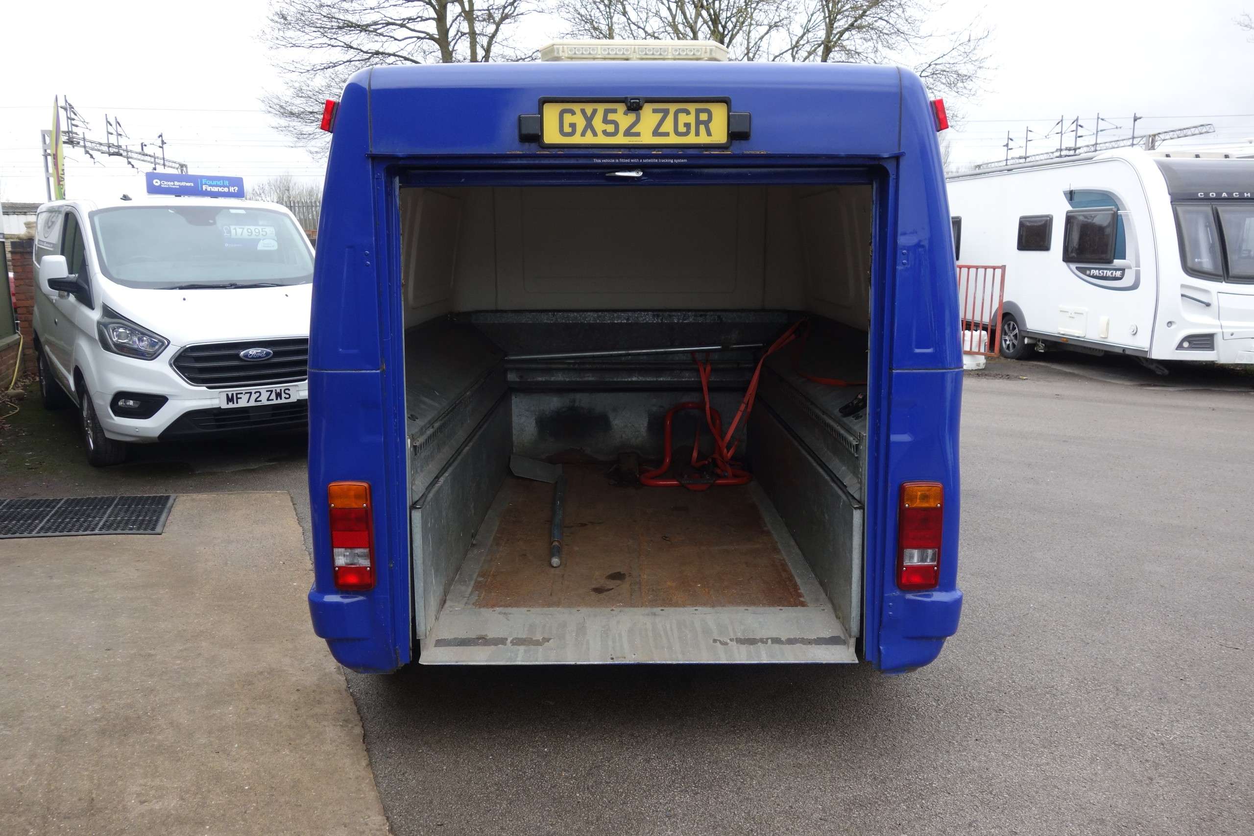 A 2002 FIAT DUCATO 245 18 Double Cab Lwb 2.3 Jtd A 2002 FIAT DUCATO 245 18 Double Cab Lwb 2.3 Jtd