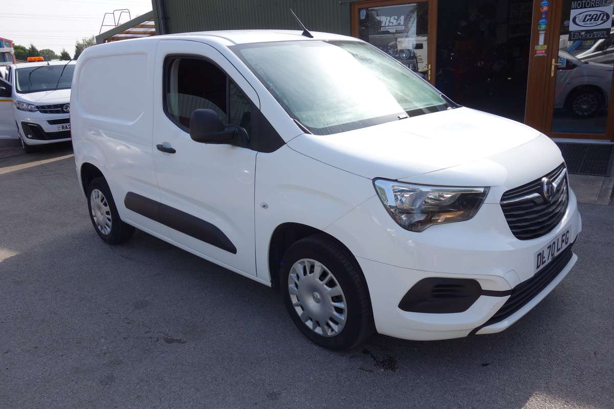 Check out this Vauxhall Combo 2020 Diesel Manual