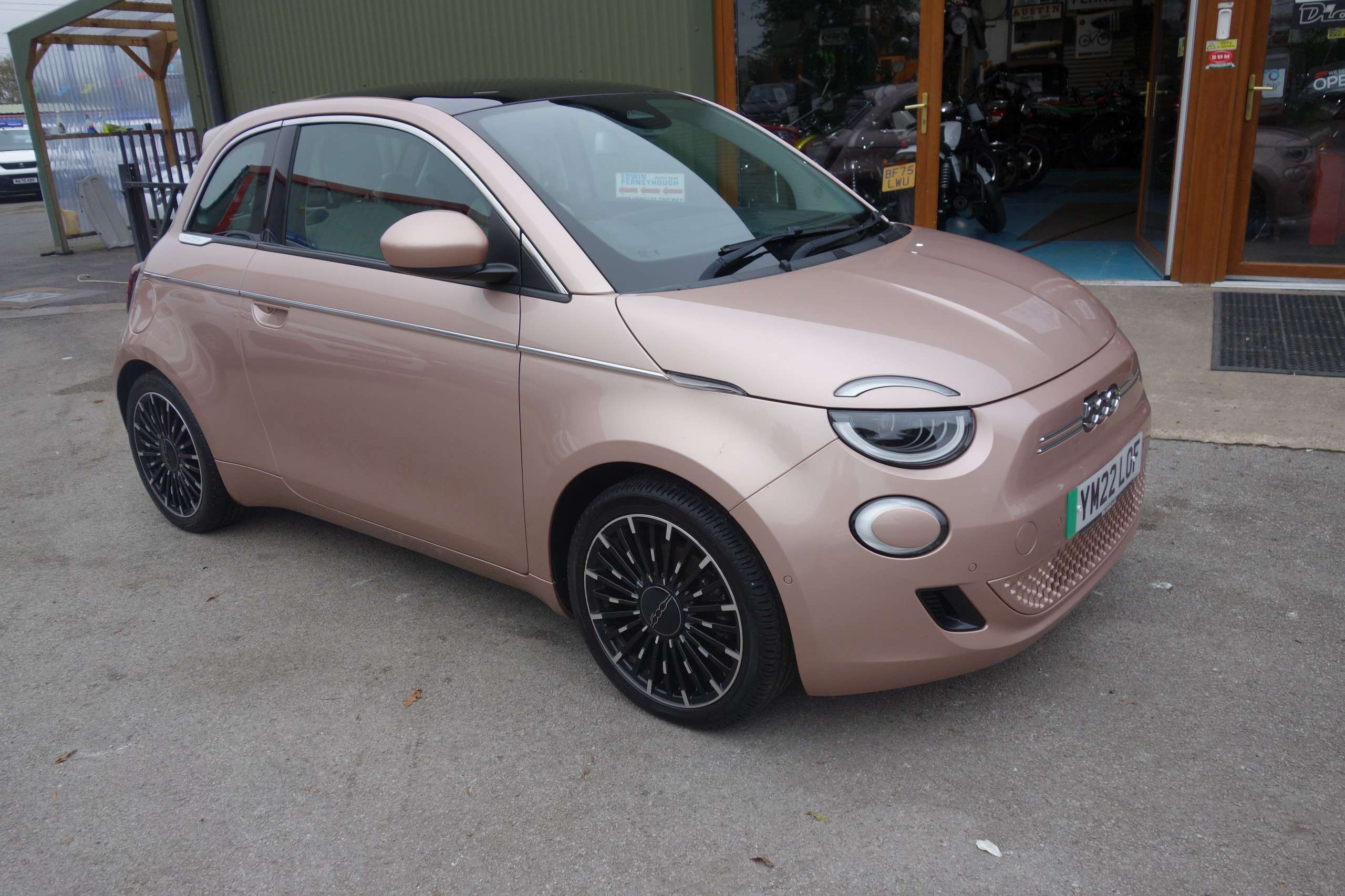 2022 FIAT 500E 2022 FIAT 500E