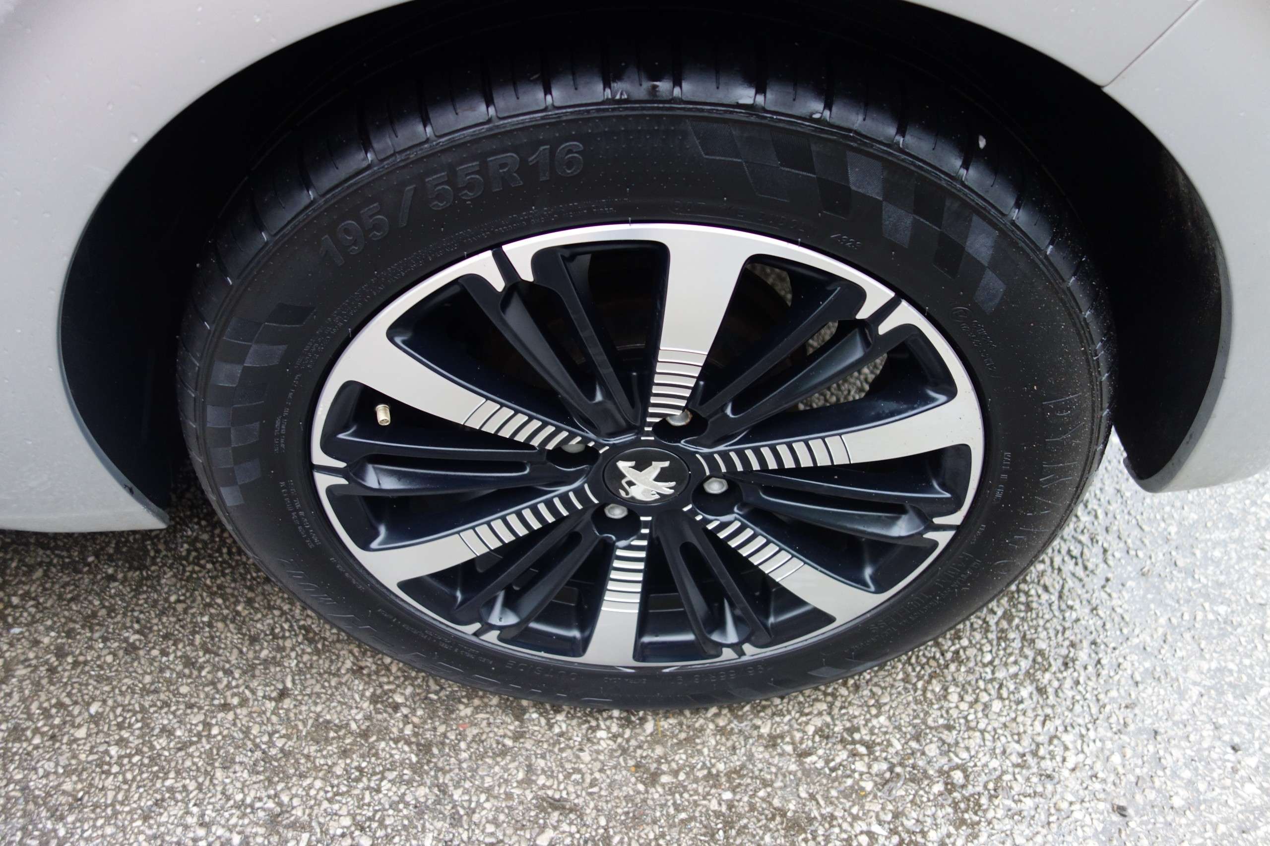 2018 PEUGEOT 208 2018 PEUGEOT 208