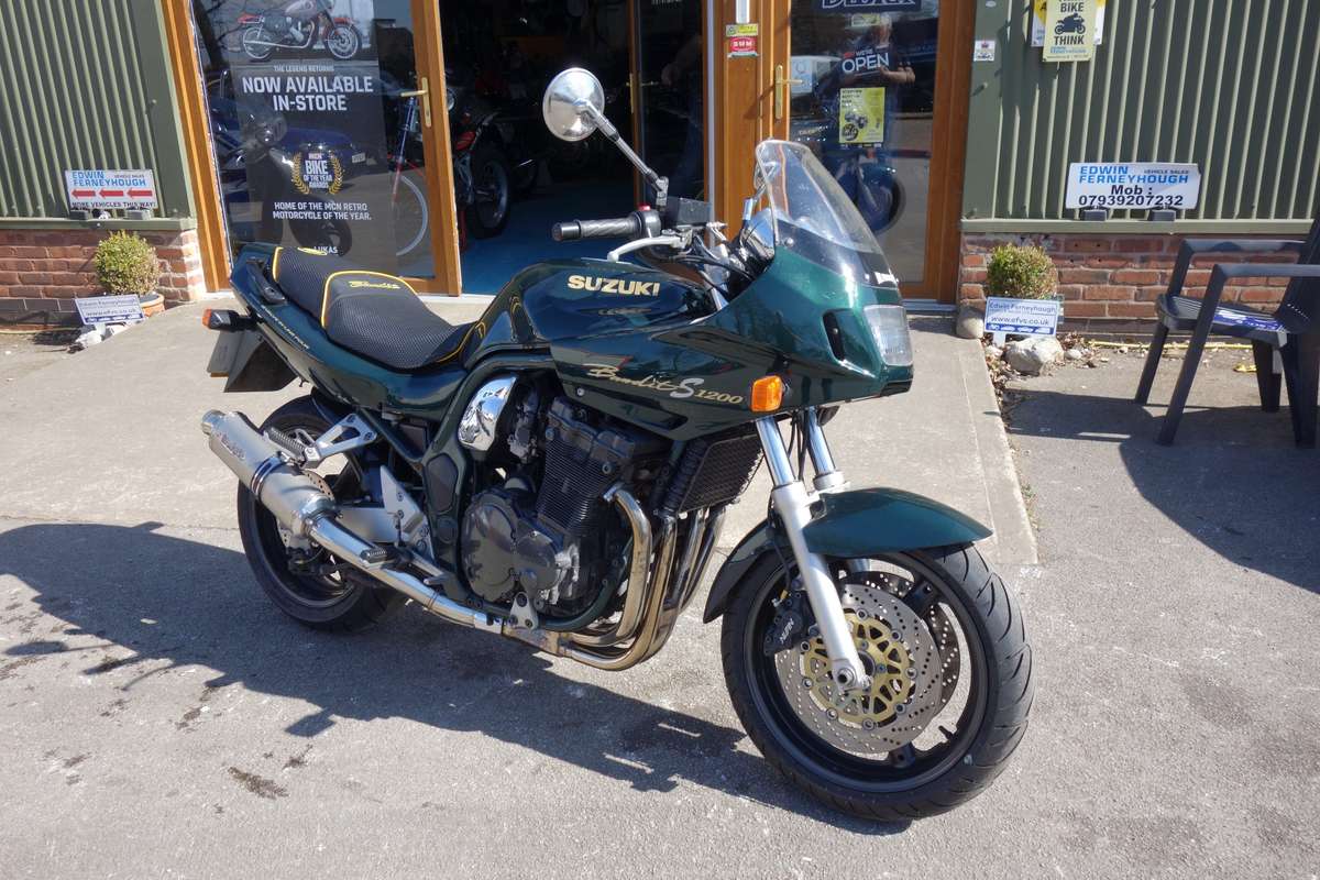 Check out this Suzuki Gs 1999 Petrol Manual